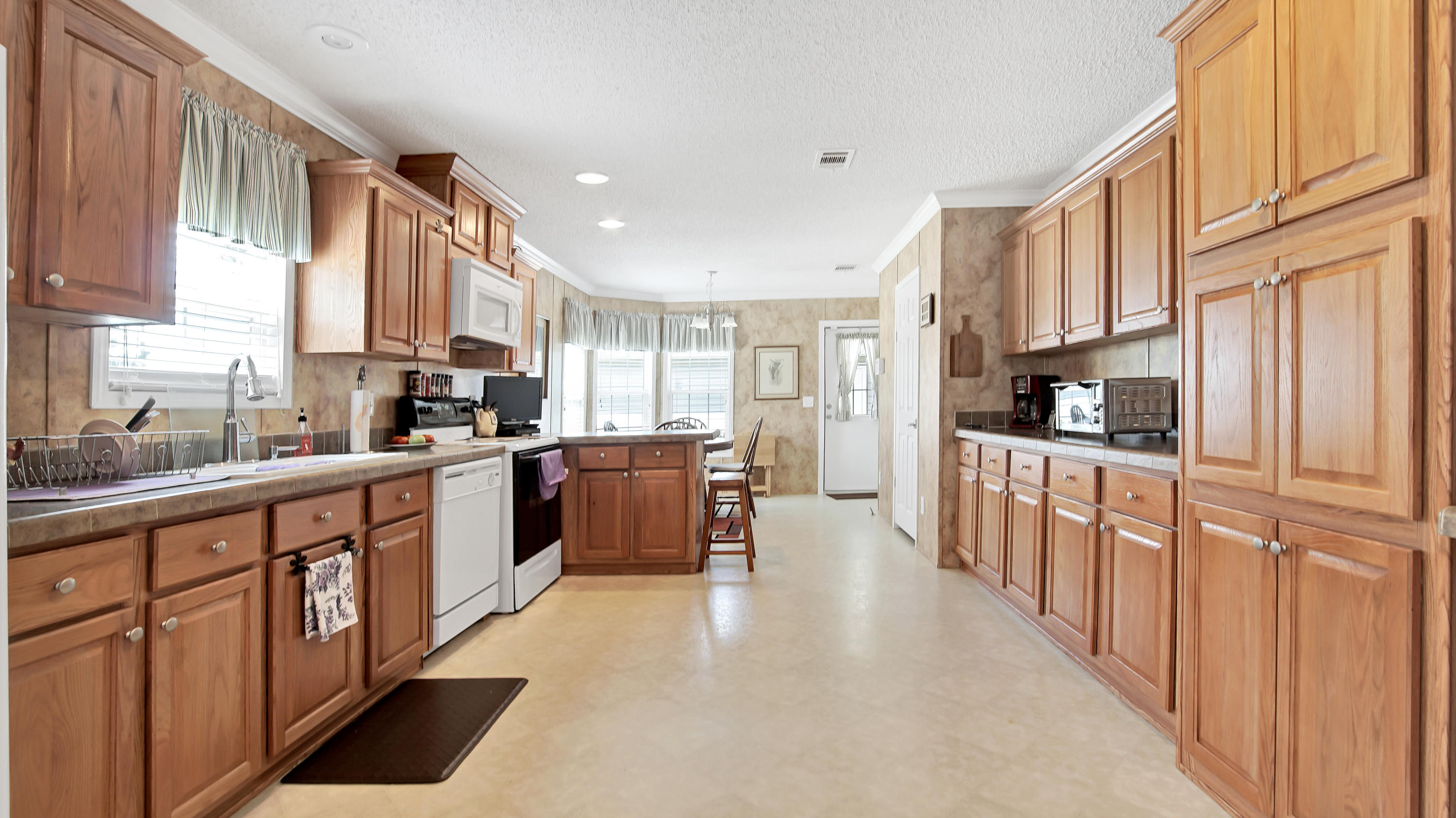 JUNIPER LAKE ESTATES - Residential