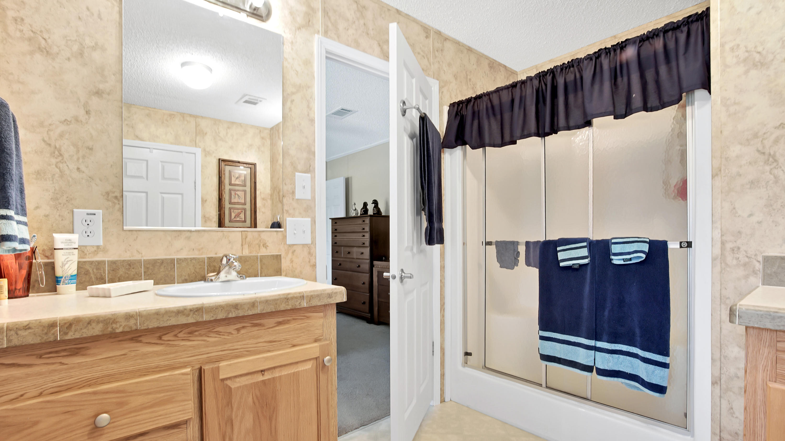 JUNIPER LAKE ESTATES - Residential