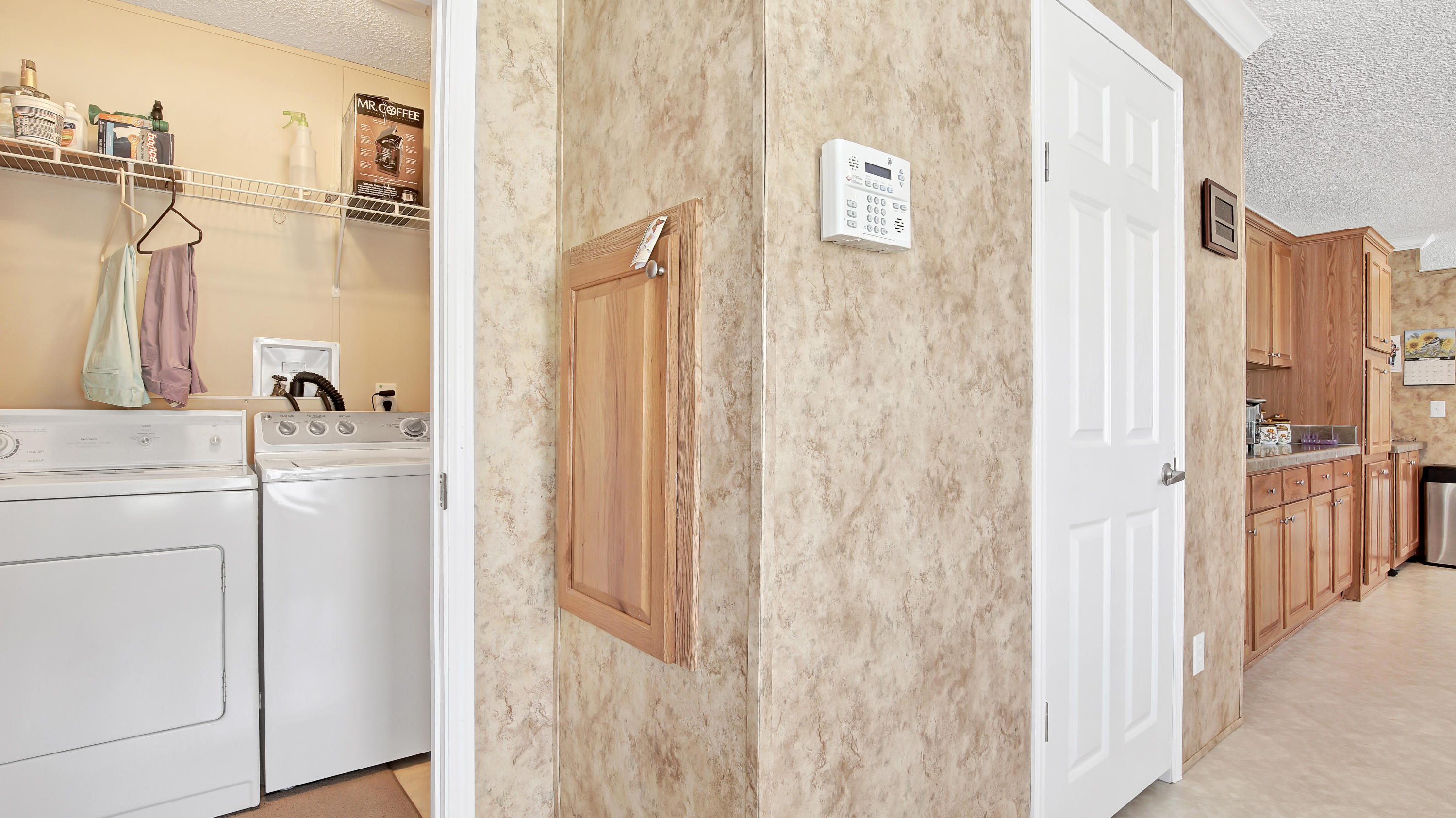 JUNIPER LAKE ESTATES - Residential