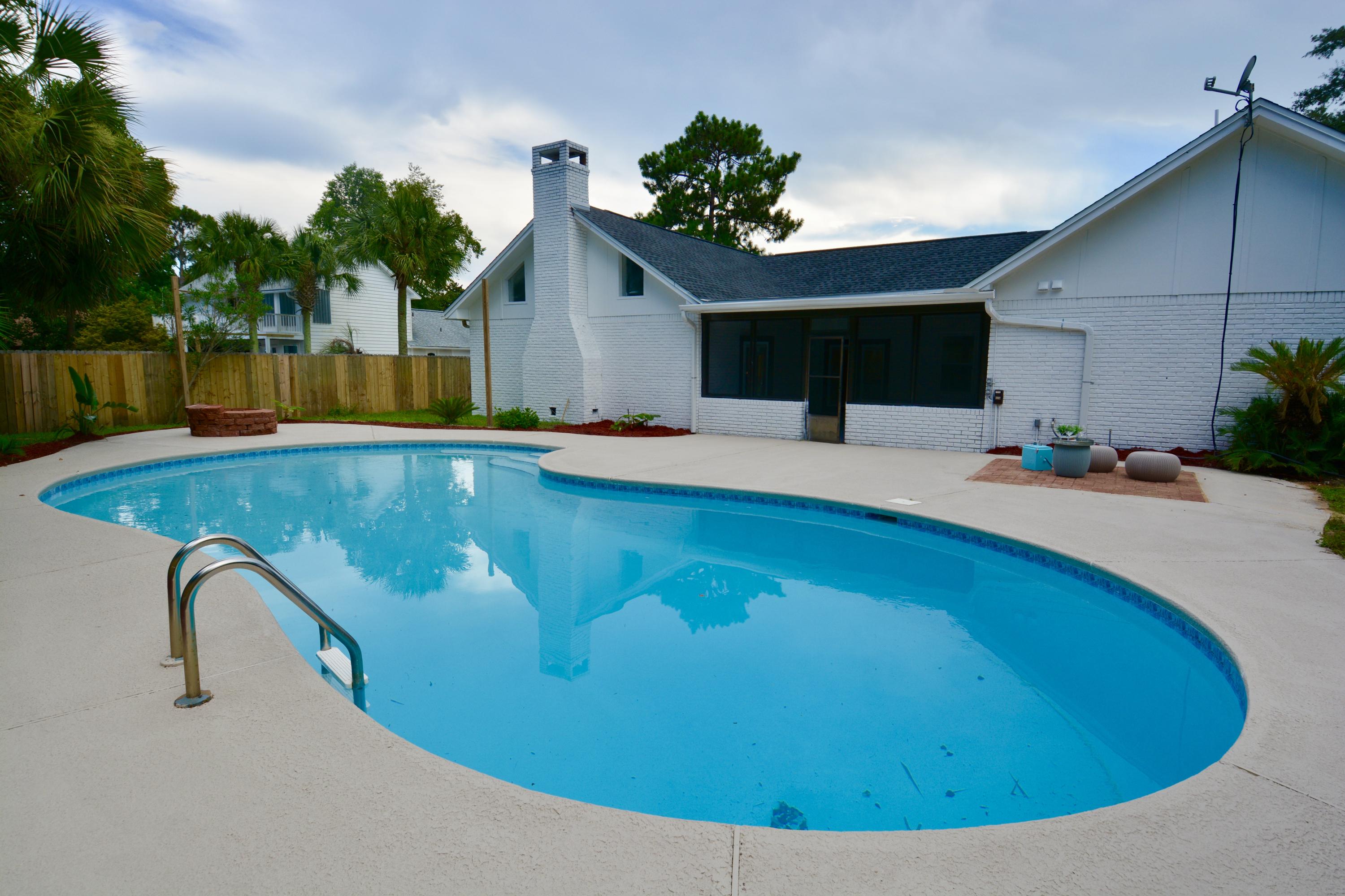 RAINTREE ESTATES #2 - Residential