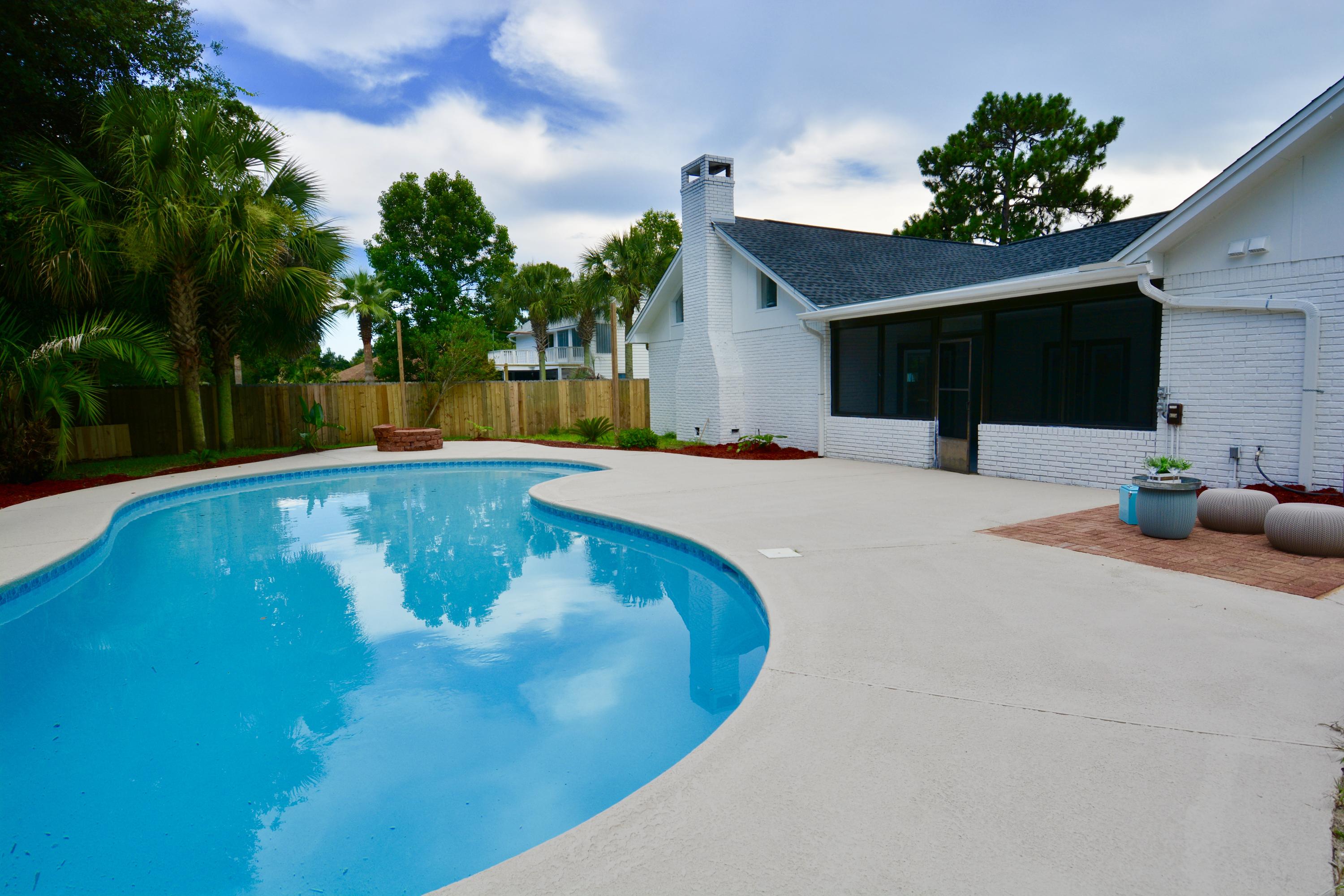 RAINTREE ESTATES #2 - Residential