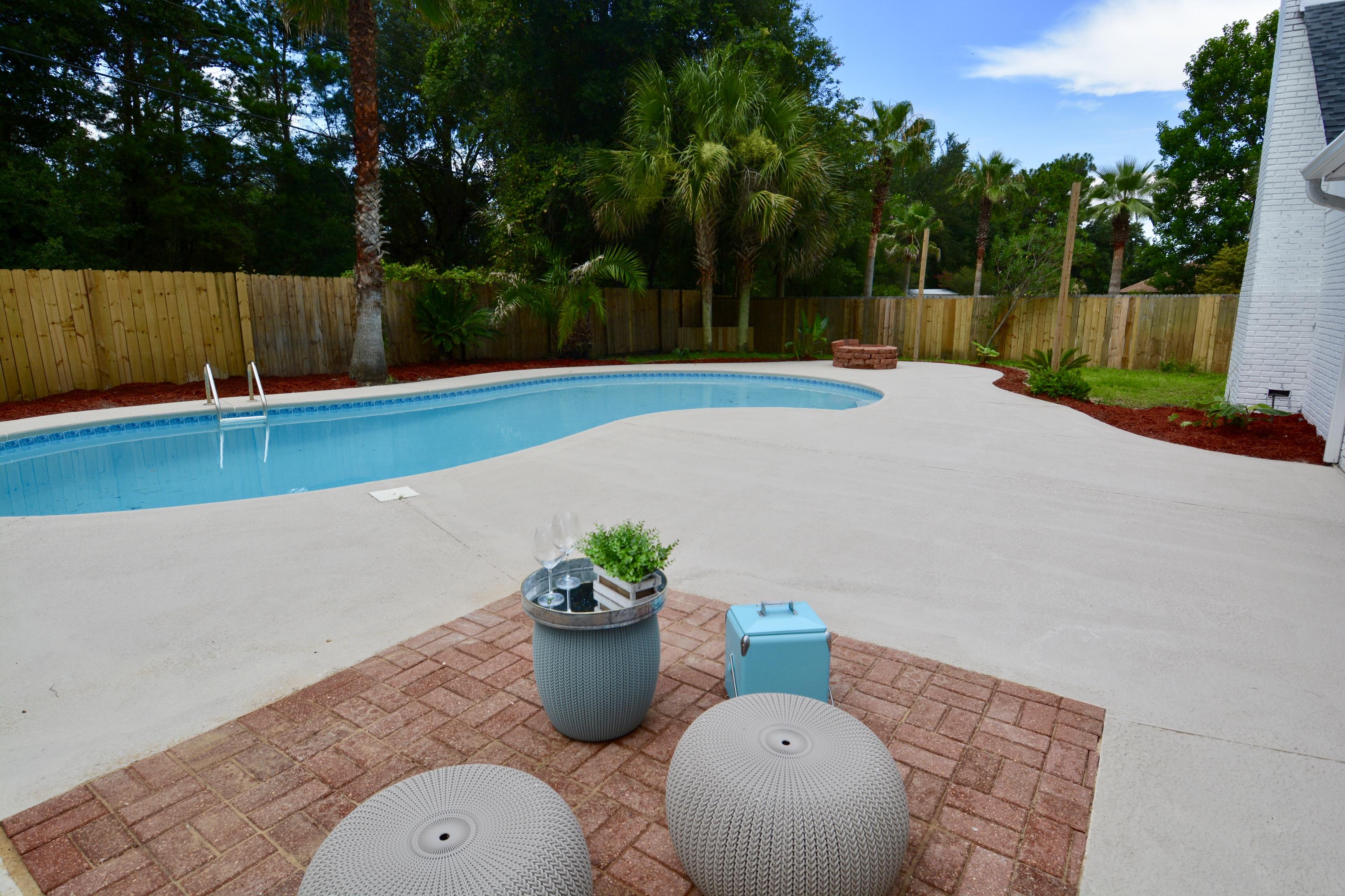 RAINTREE ESTATES #2 - Residential