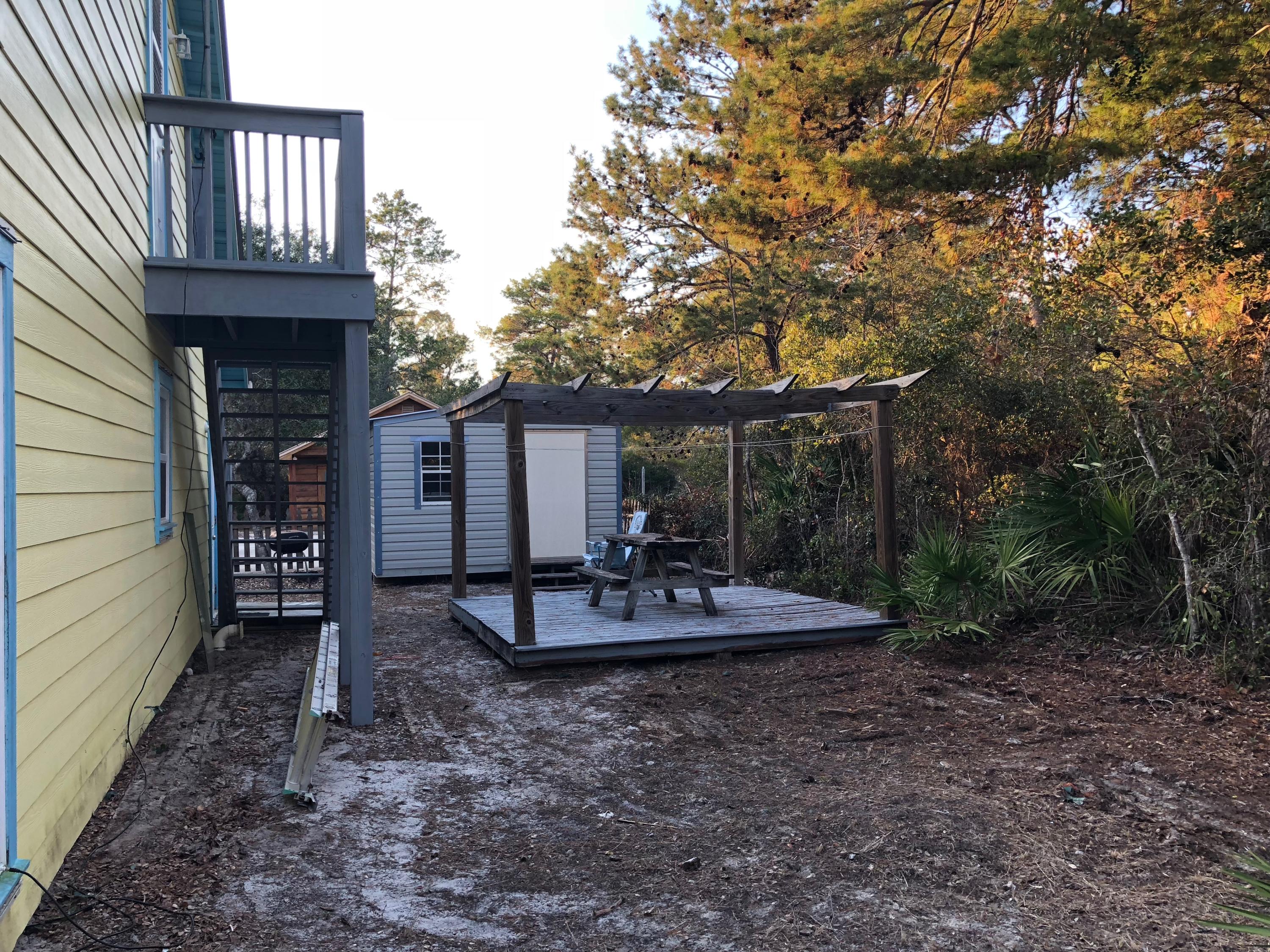 NO RECORDED SUBDIVISION - Residential