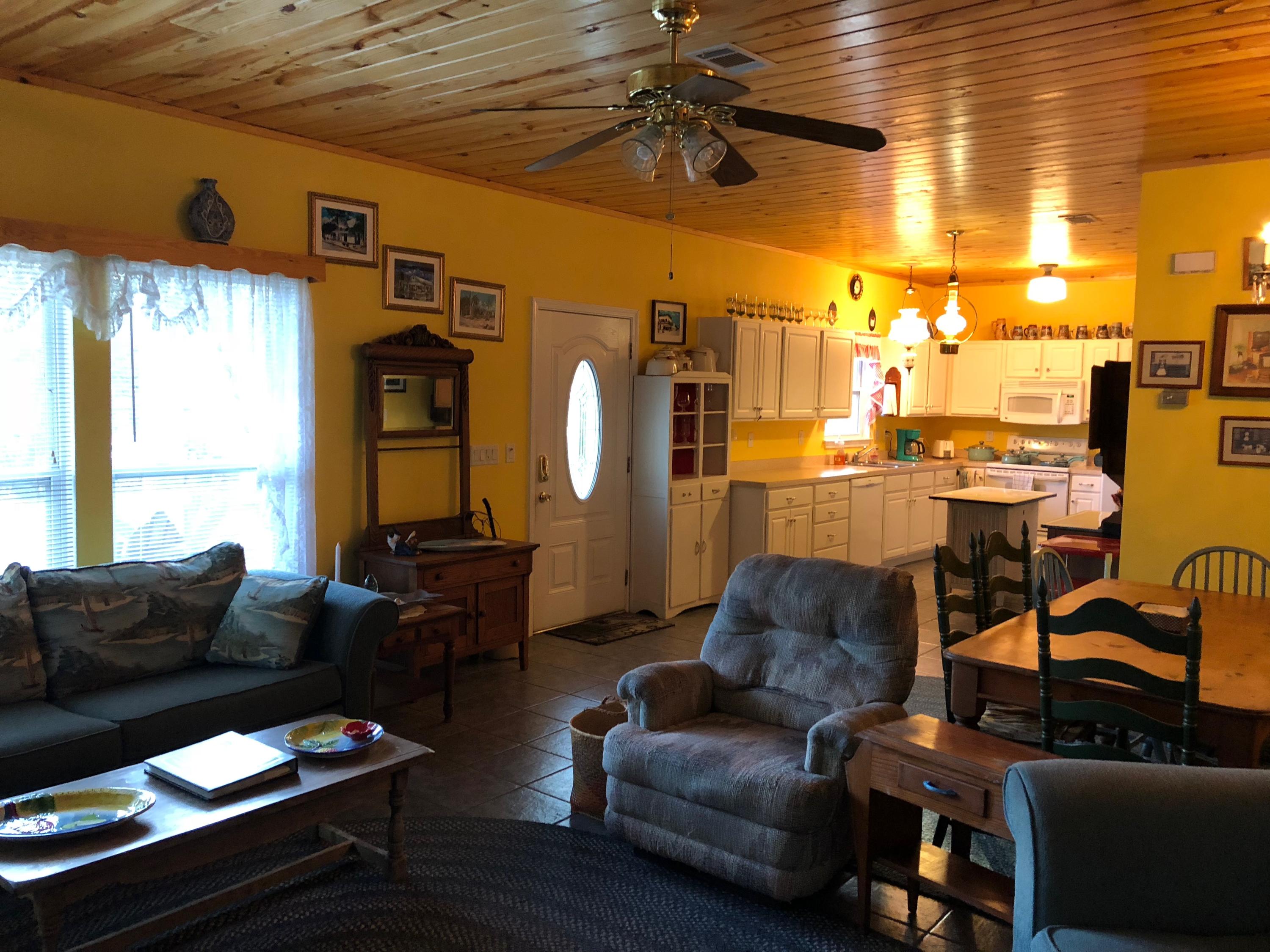 NO RECORDED SUBDIVISION - Residential