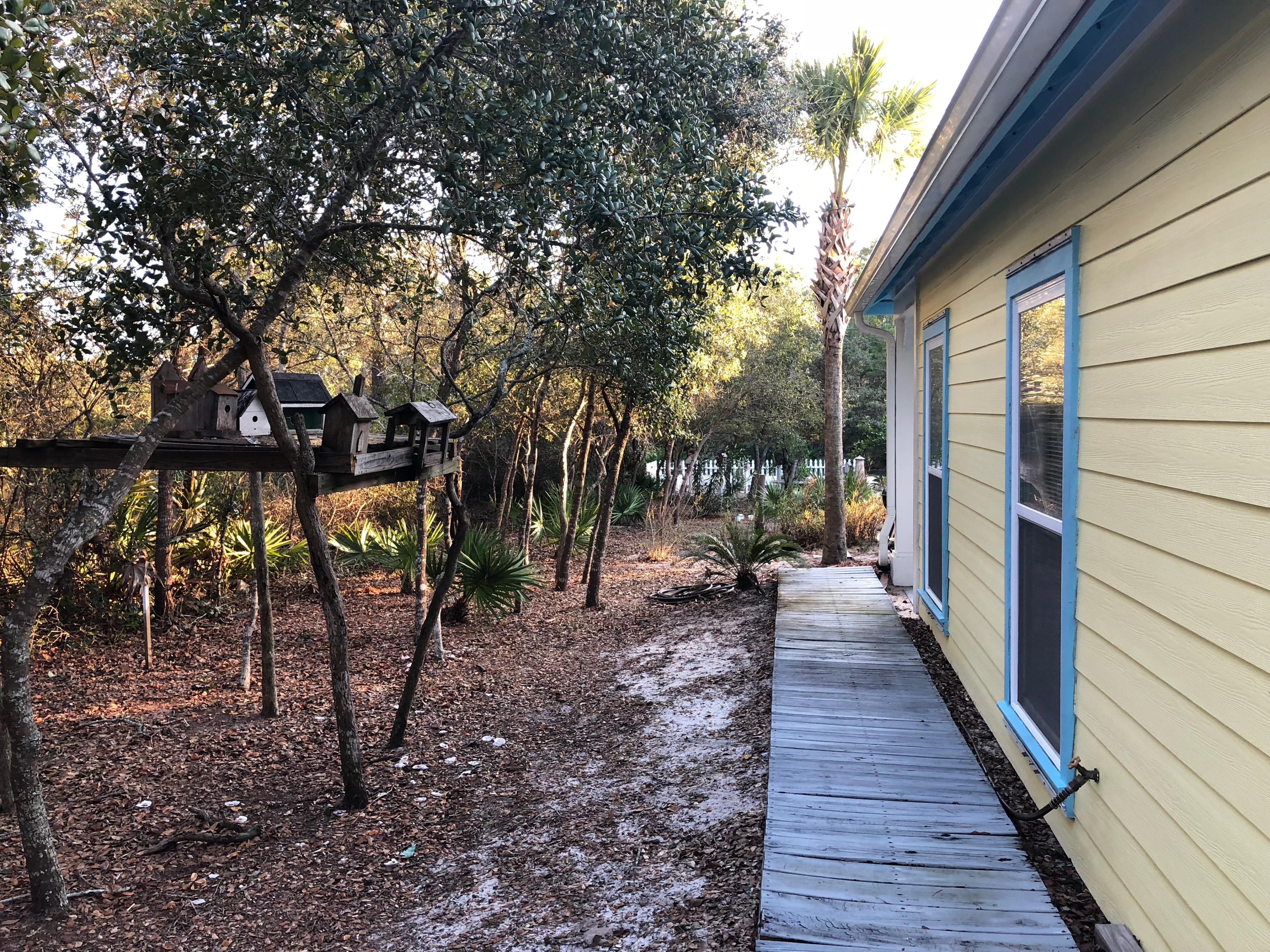 NO RECORDED SUBDIVISION - Residential