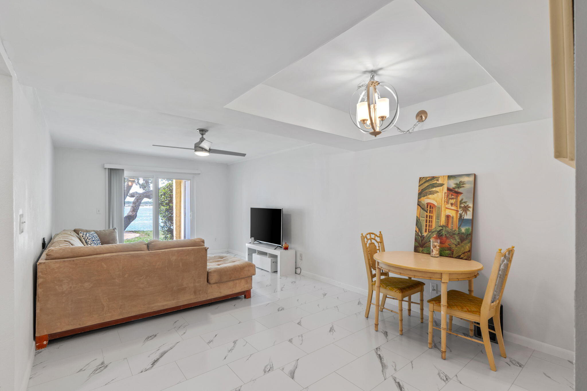 CEDARS CONDO - Residential