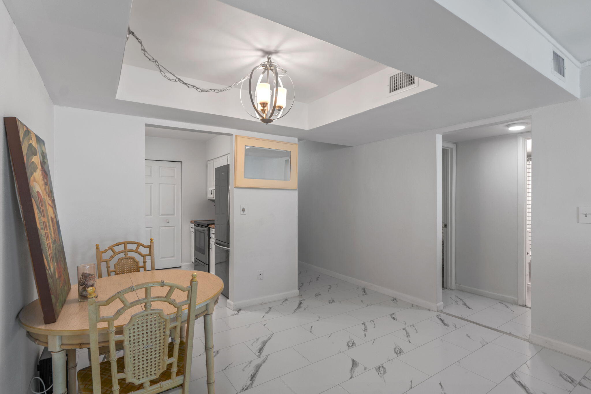 CEDARS CONDO - Residential