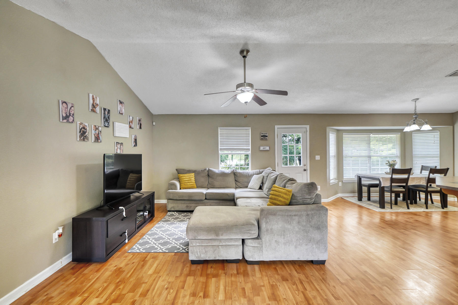 WINDSOR VILLAGE - Residential