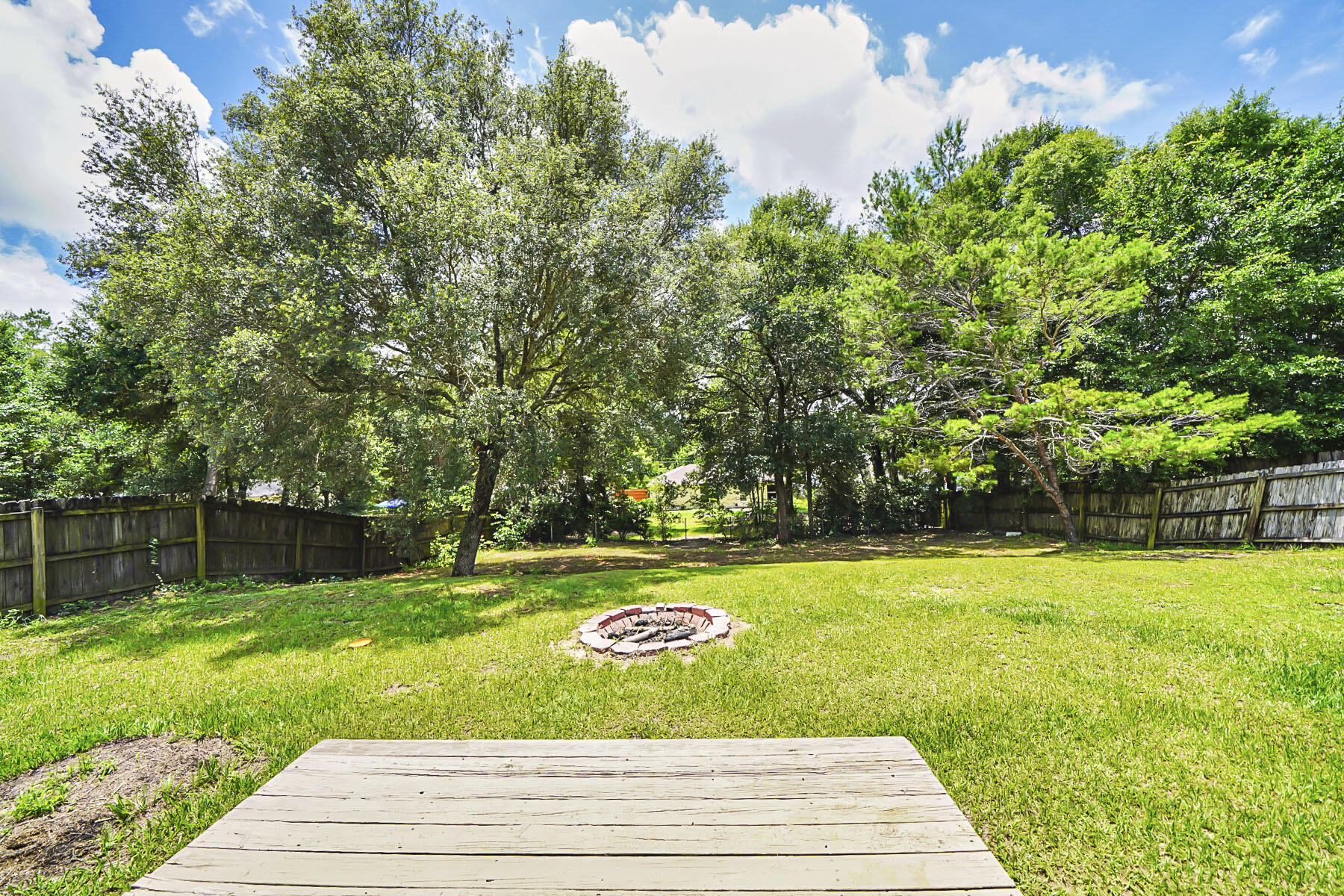 WINDSOR VILLAGE - Residential