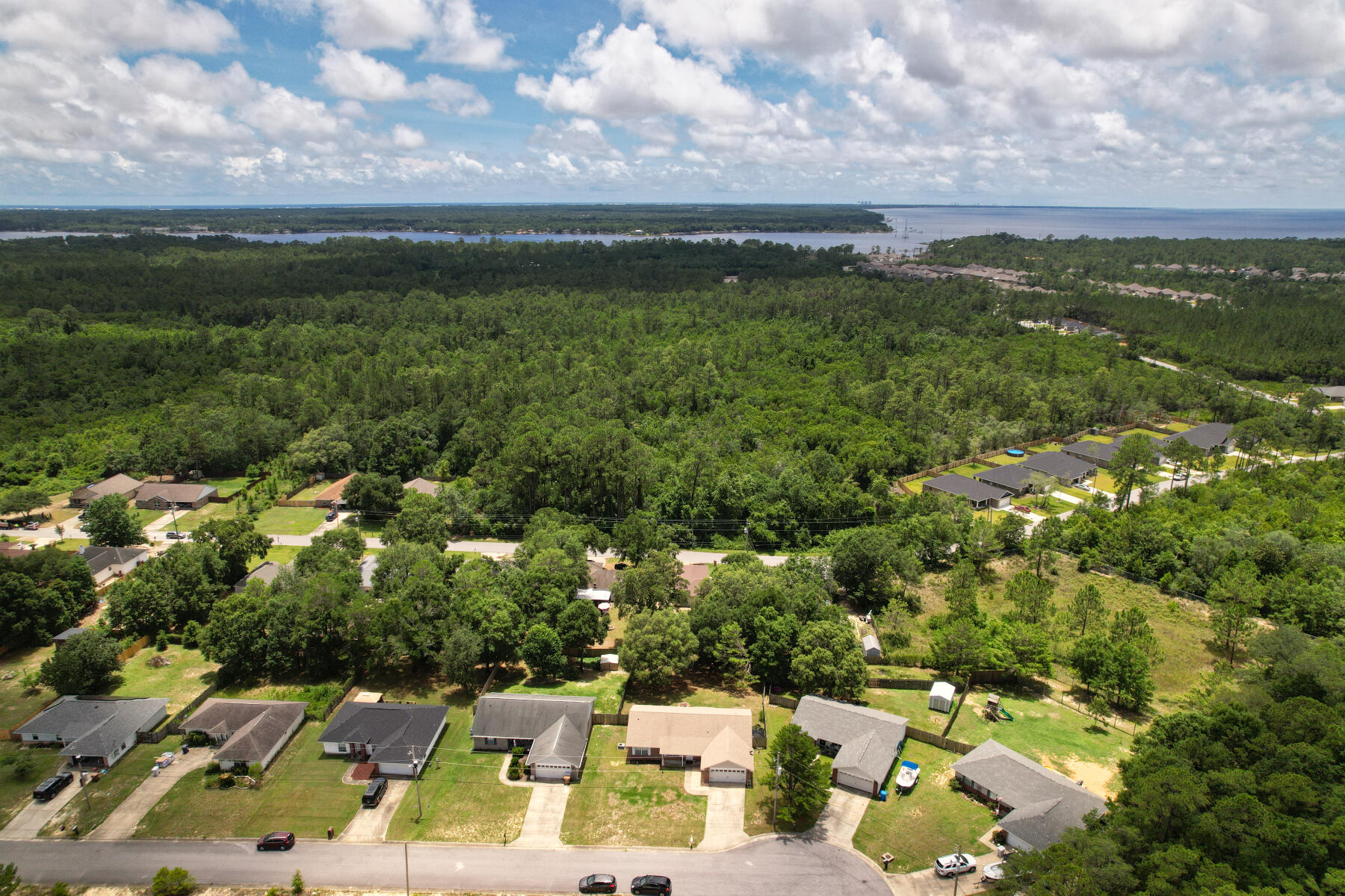 WINDSOR VILLAGE - Residential