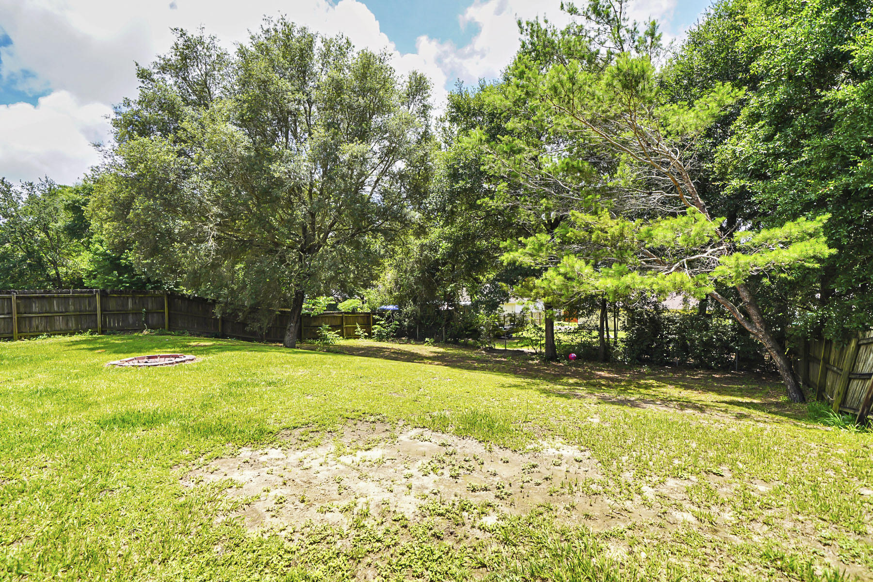 WINDSOR VILLAGE - Residential