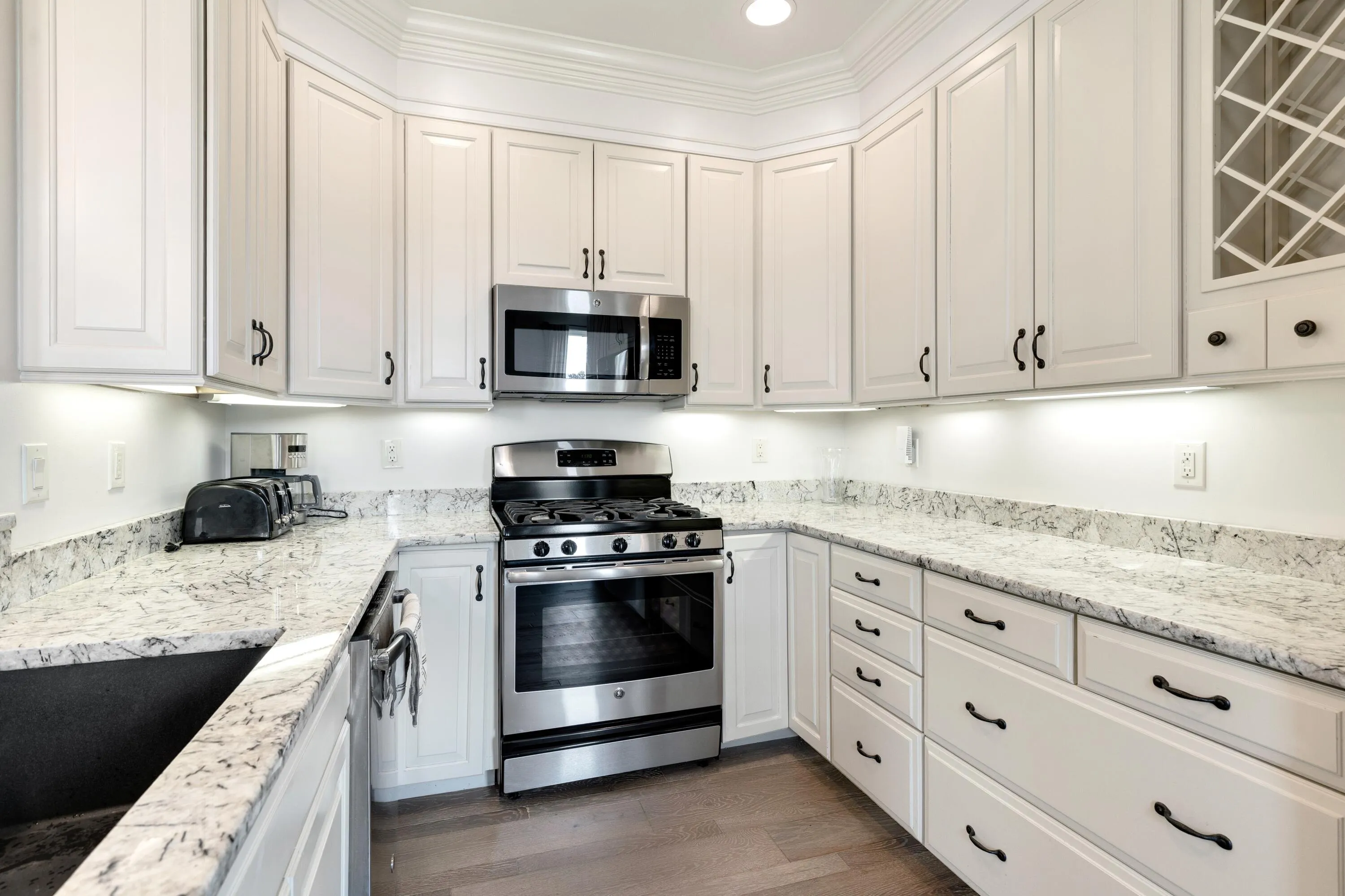 Ponce De Leon, Florida 32455, United States, 6 Bedrooms Bedrooms, ,7 BathroomsBathrooms,Residential,Active,215022