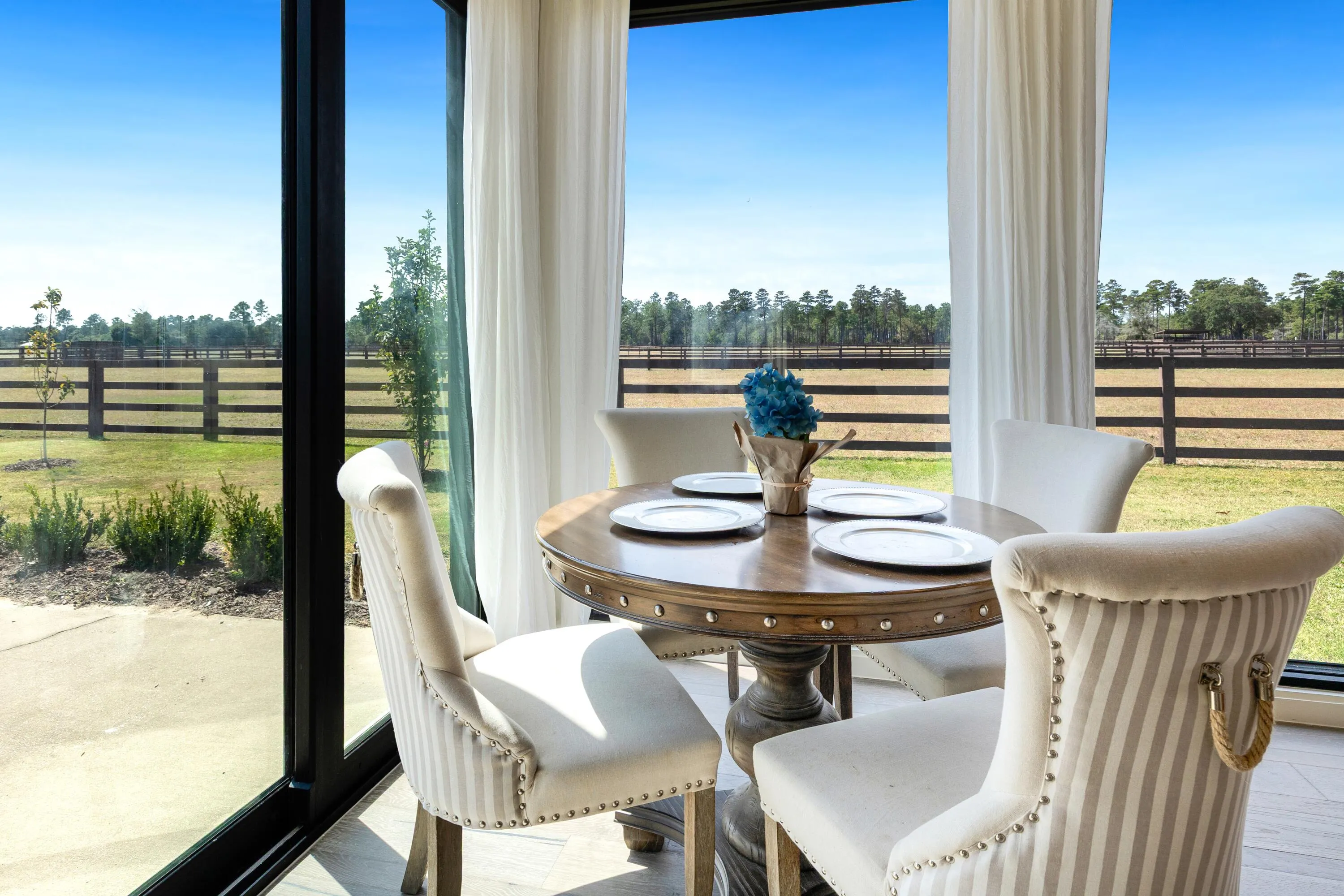 Ponce De Leon, Florida 32455, United States, 6 Bedrooms Bedrooms, ,7 BathroomsBathrooms,Residential,Active,215022