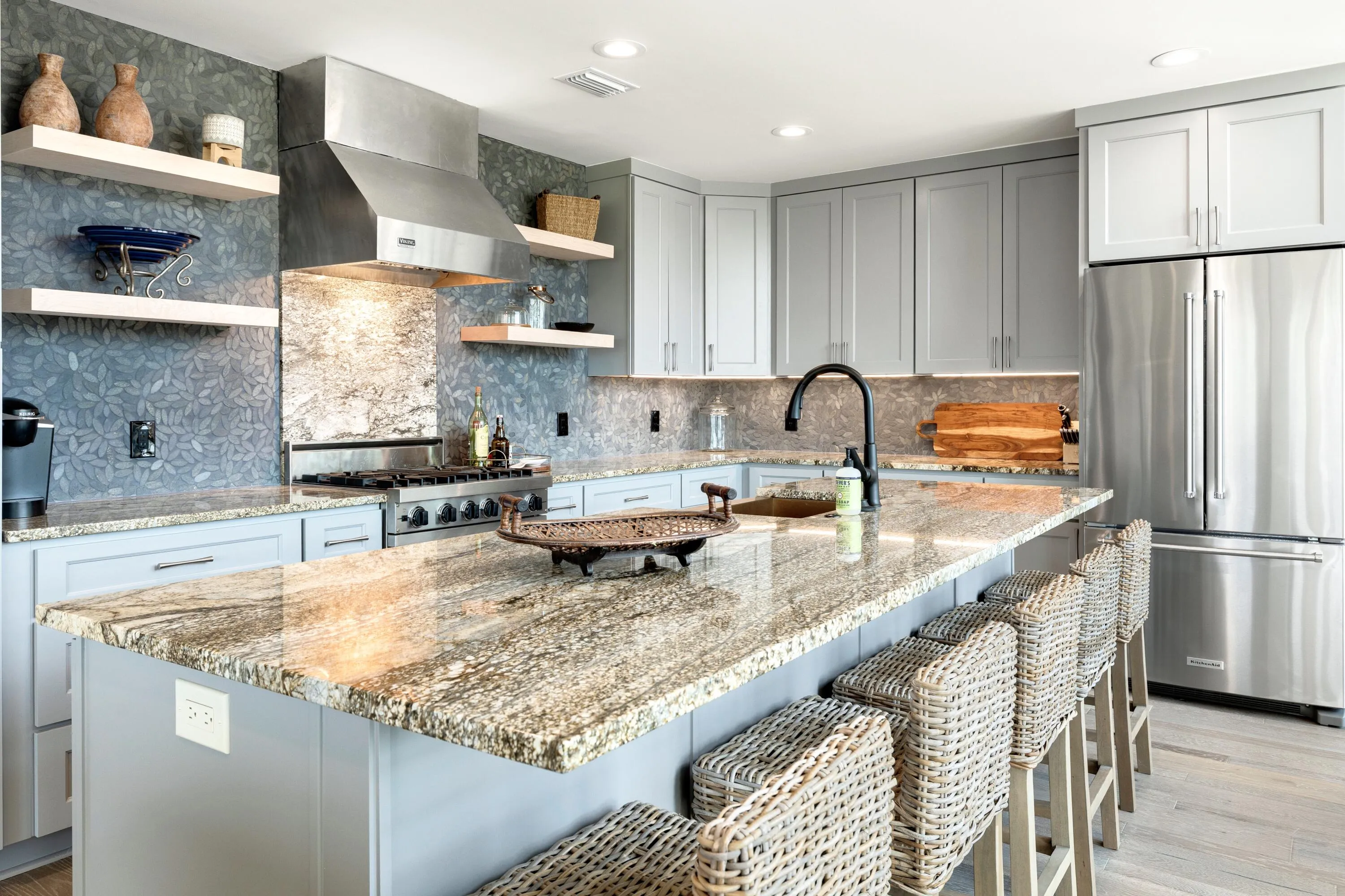 Ponce De Leon, Florida 32455, United States, 6 Bedrooms Bedrooms, ,7 BathroomsBathrooms,Residential,Active,215022