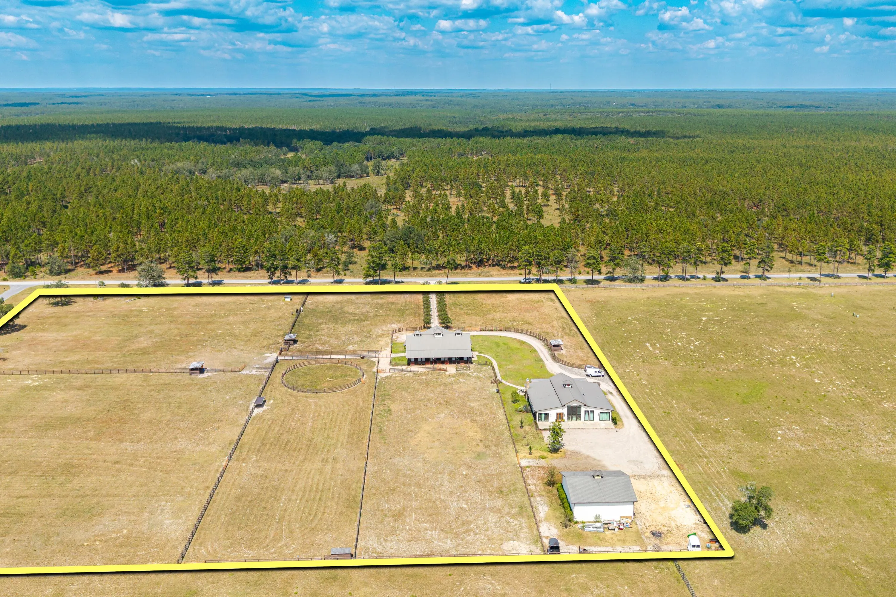 Ponce De Leon, Florida 32455, United States, 6 Bedrooms Bedrooms, ,7 BathroomsBathrooms,Residential,Active,215022