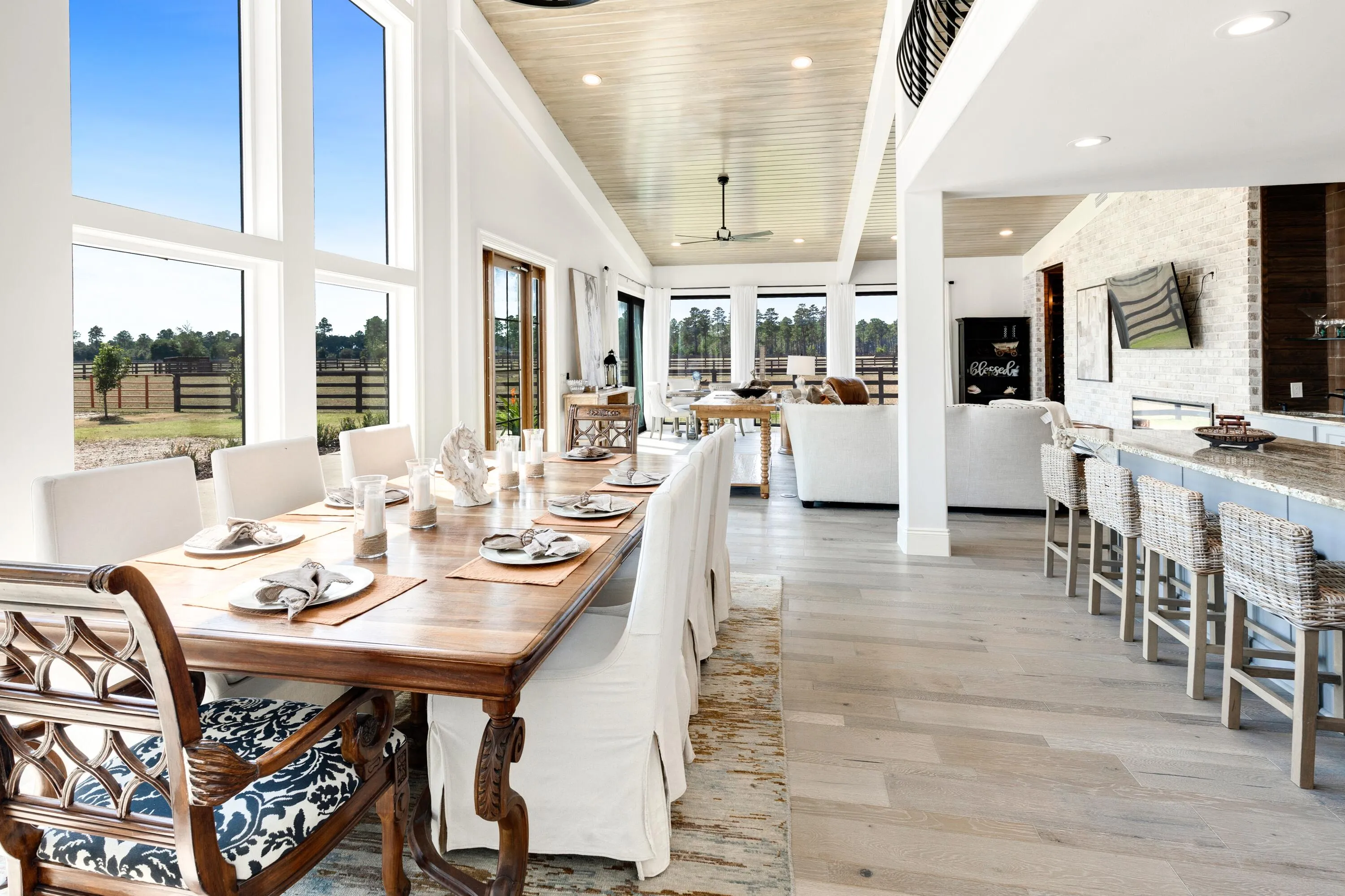 Ponce De Leon, Florida 32455, United States, 6 Bedrooms Bedrooms, ,7 BathroomsBathrooms,Residential,Active,215022