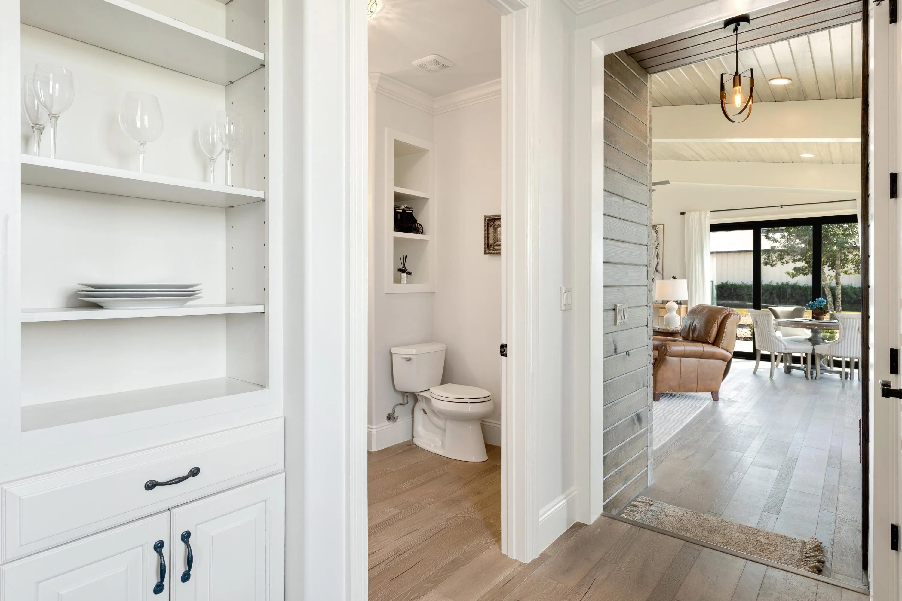 Ponce De Leon, Florida 32455, United States, 6 Bedrooms Bedrooms, ,7 BathroomsBathrooms,Residential,Active,215022