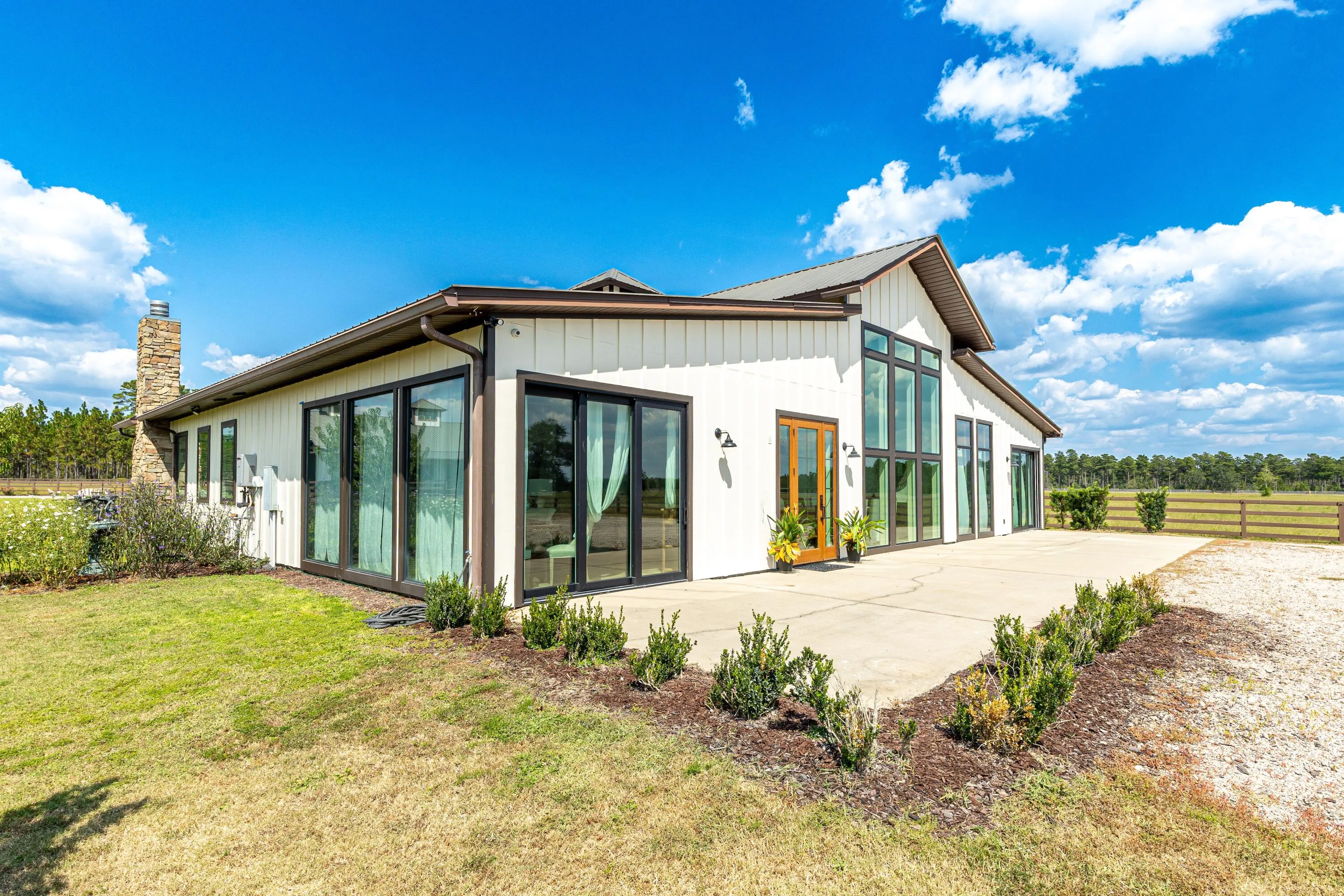 Ponce De Leon, Florida 32455, United States, 6 Bedrooms Bedrooms, ,7 BathroomsBathrooms,Residential,Active,215022