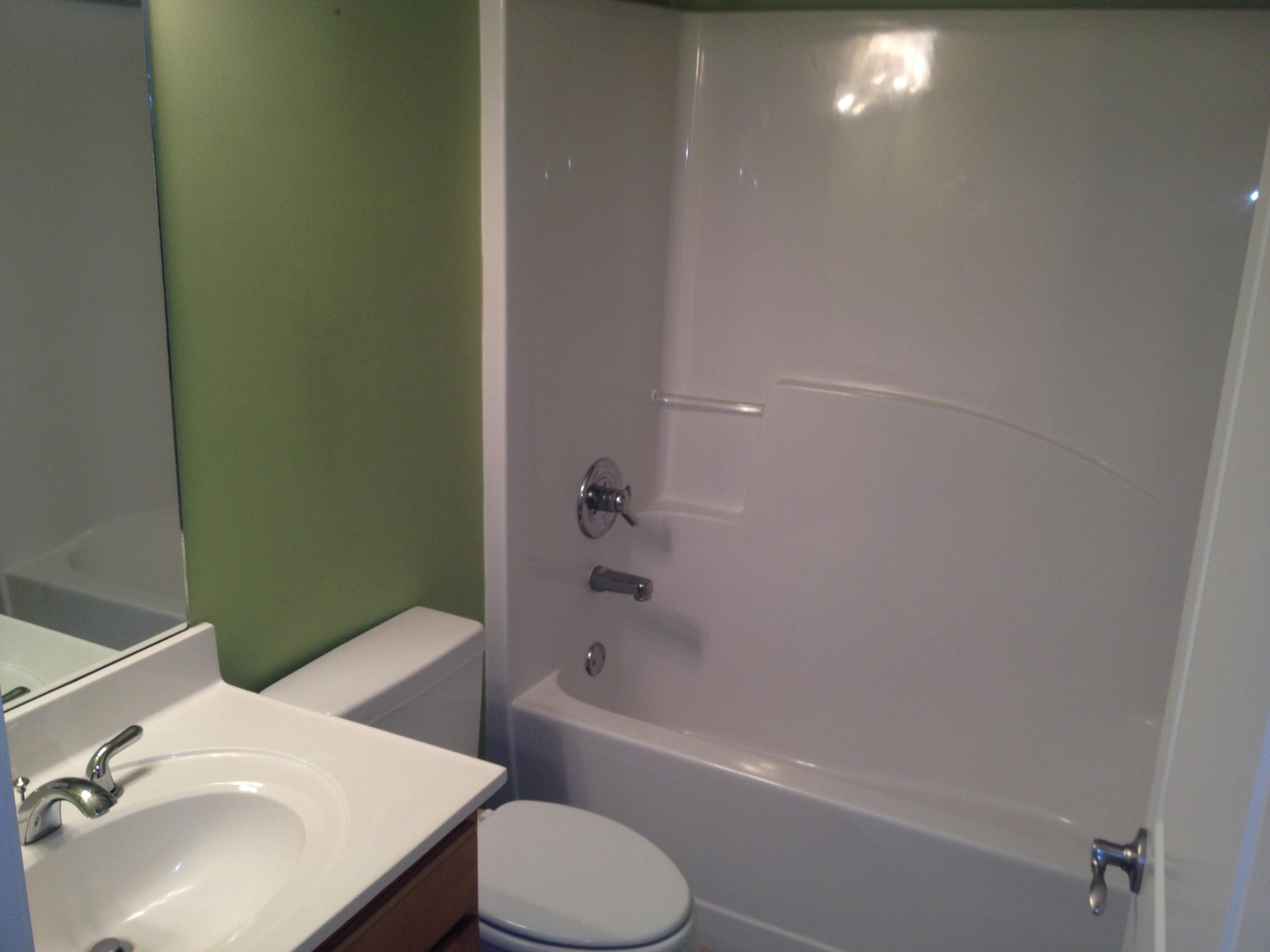 COUNTRYVIEW ESTATES - Residential Lease