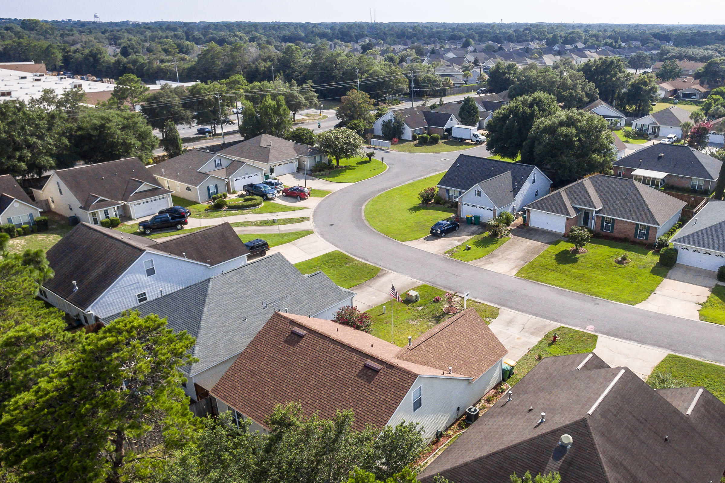 HUNTERS RUN S/D - Residential