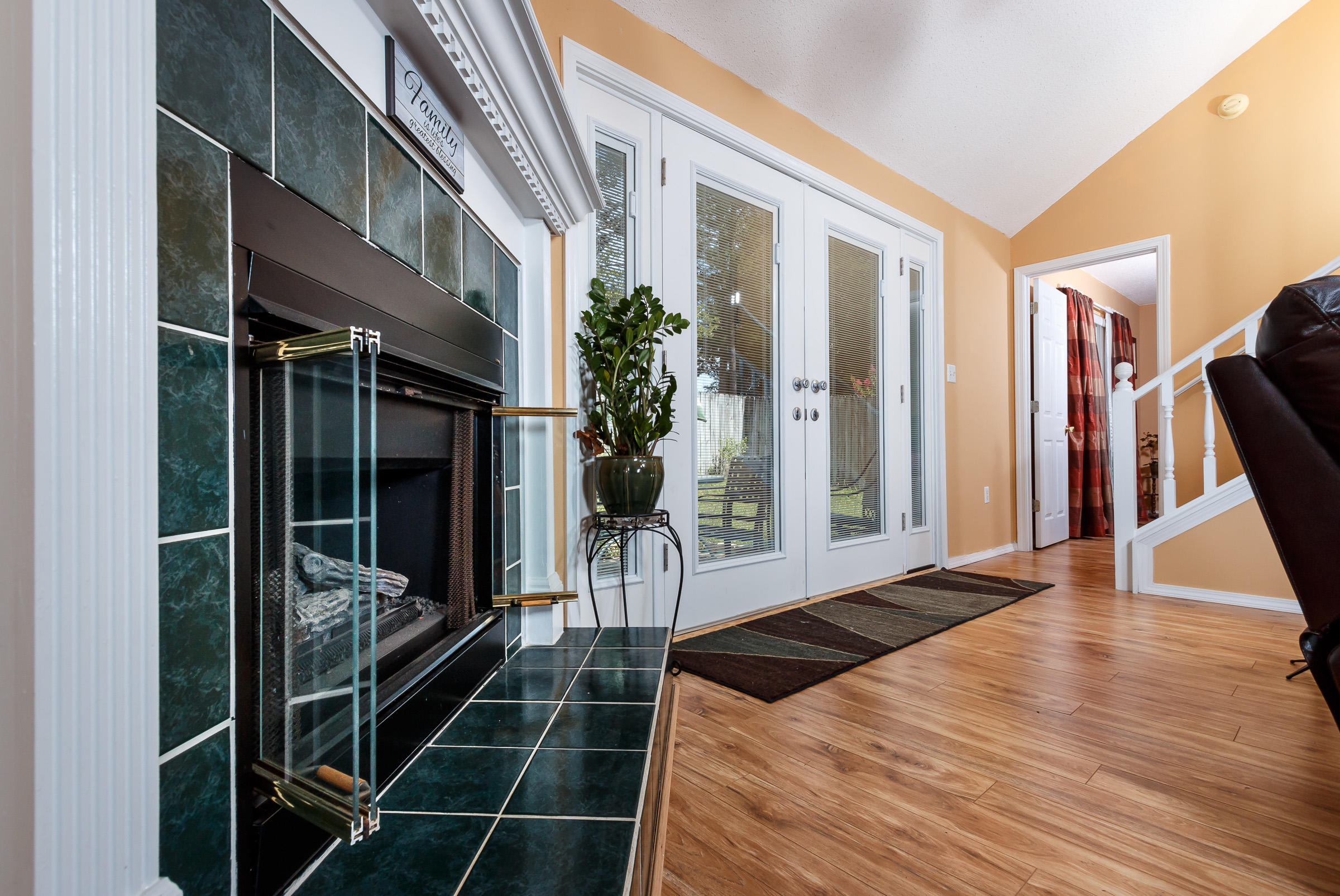 HUNTERS RUN S/D - Residential