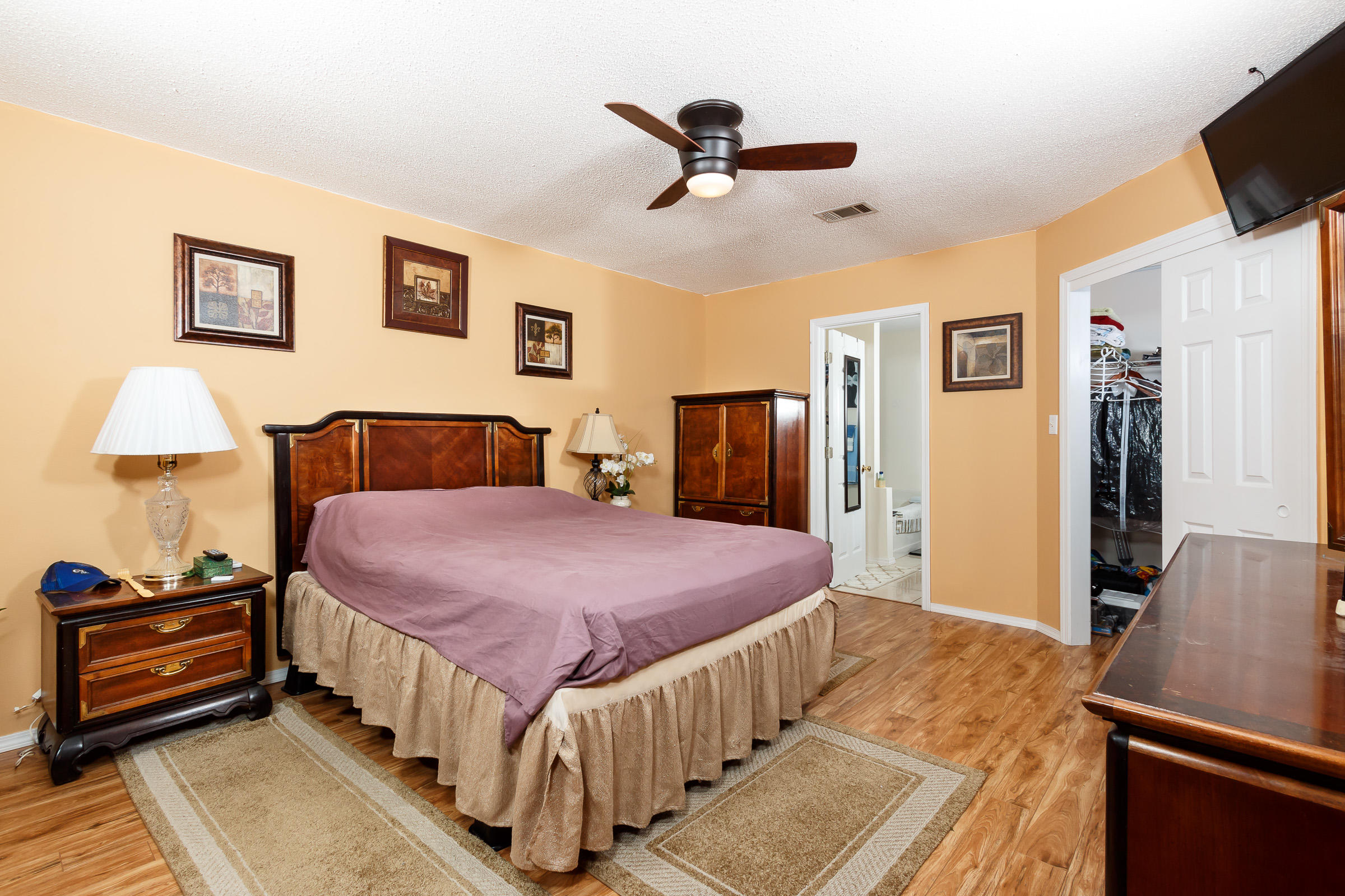 HUNTERS RUN S/D - Residential