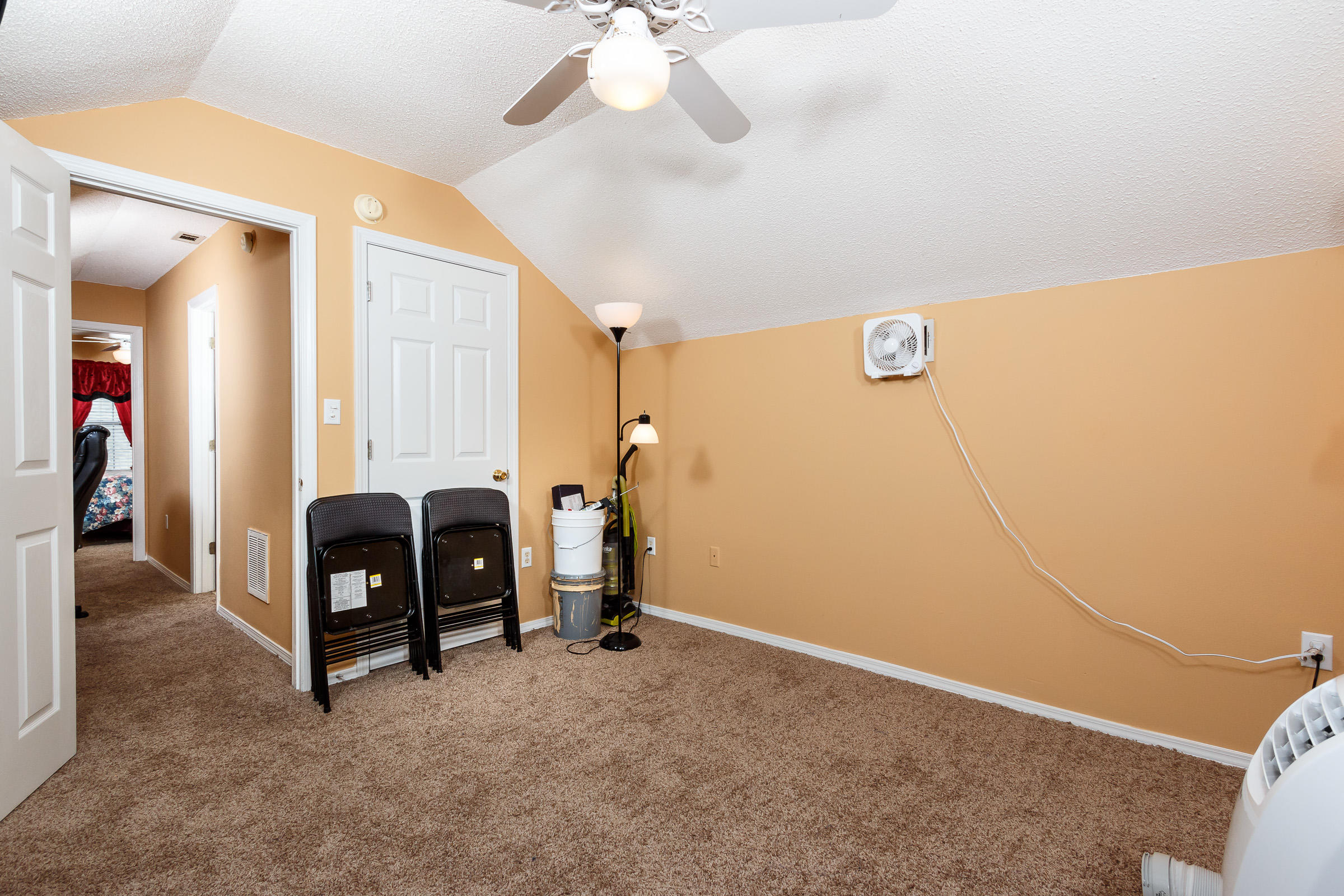 HUNTERS RUN S/D - Residential