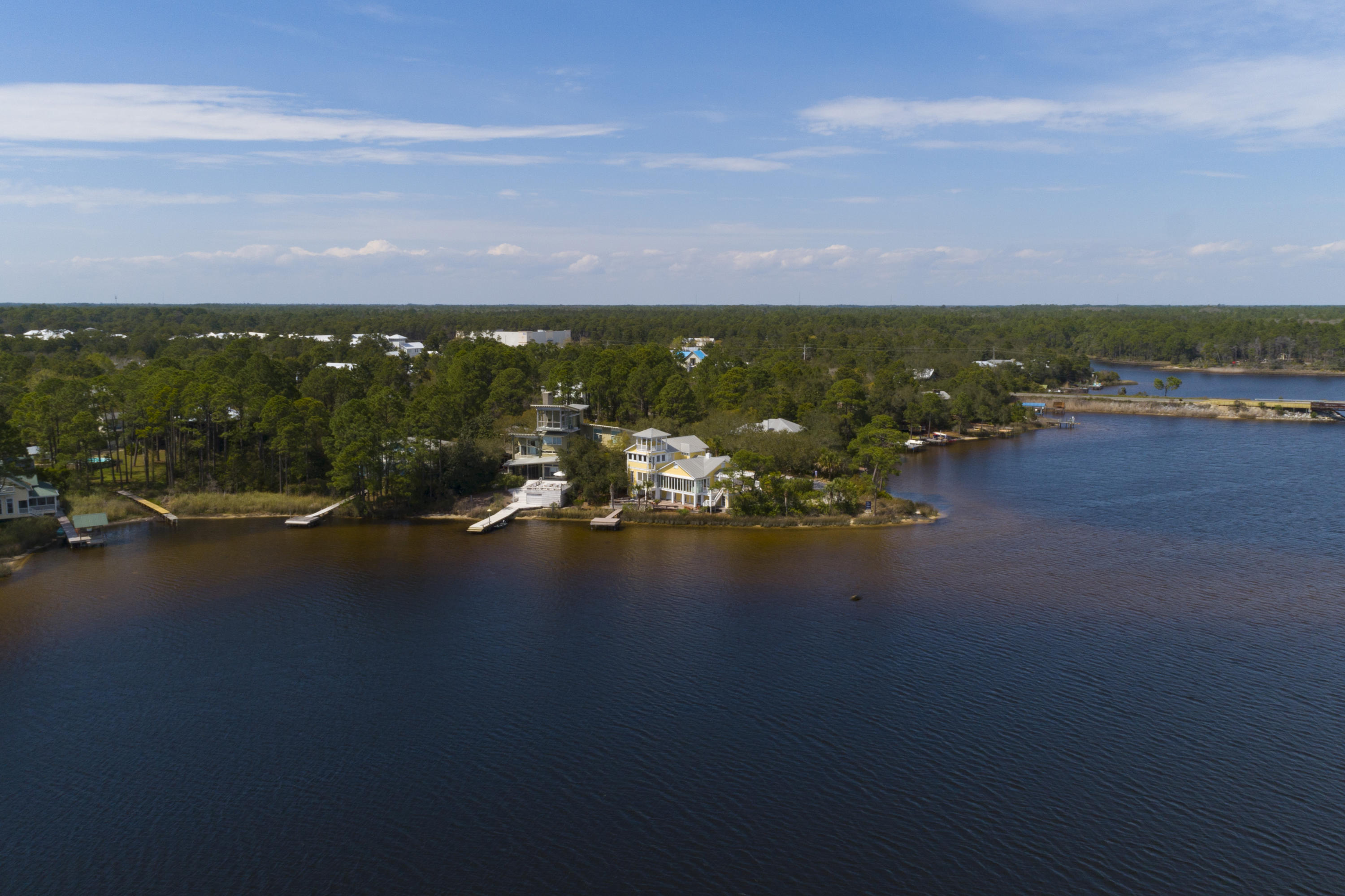 EASTERN LAKE S/D - Residential