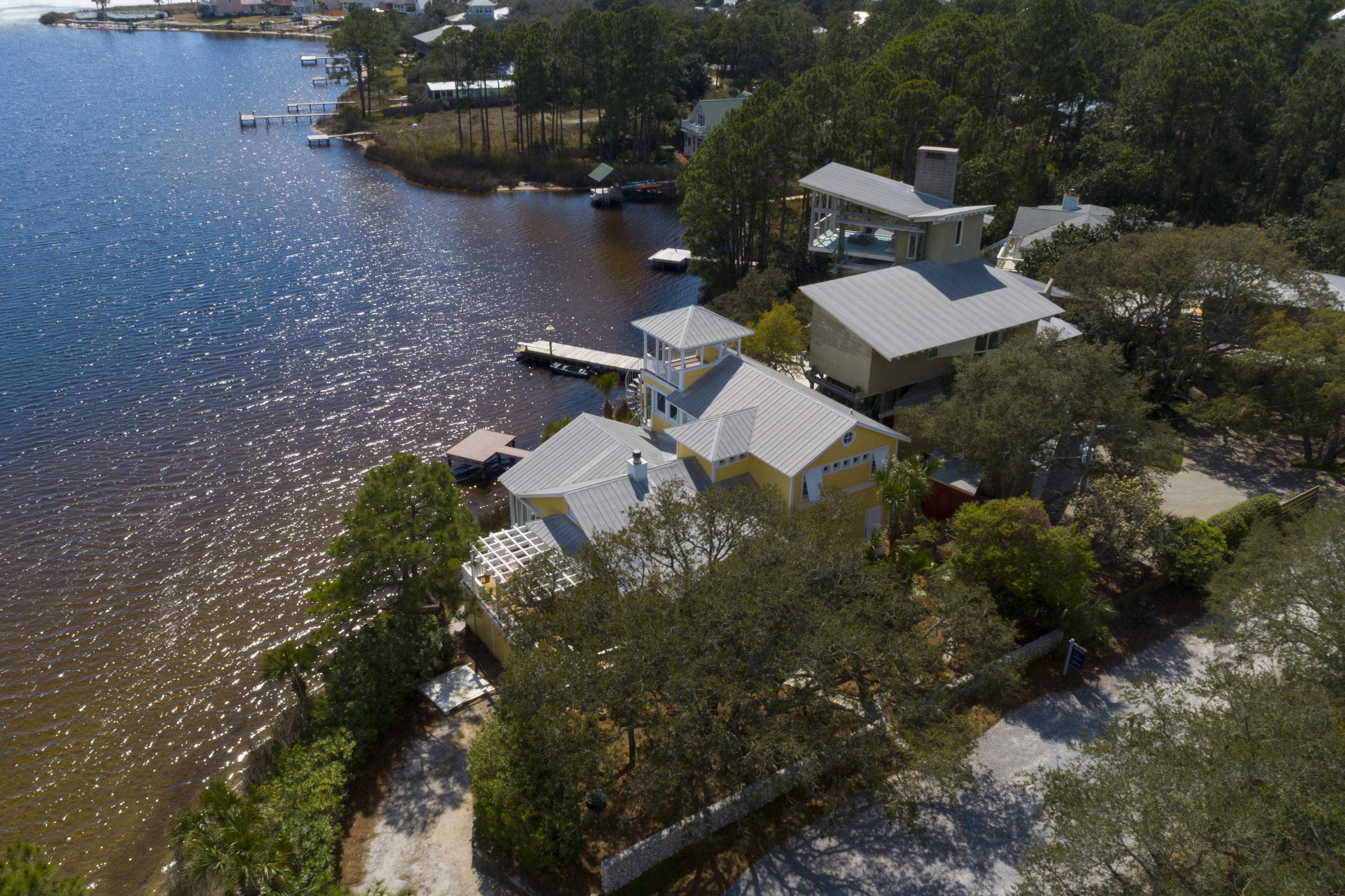 EASTERN LAKE S/D - Residential