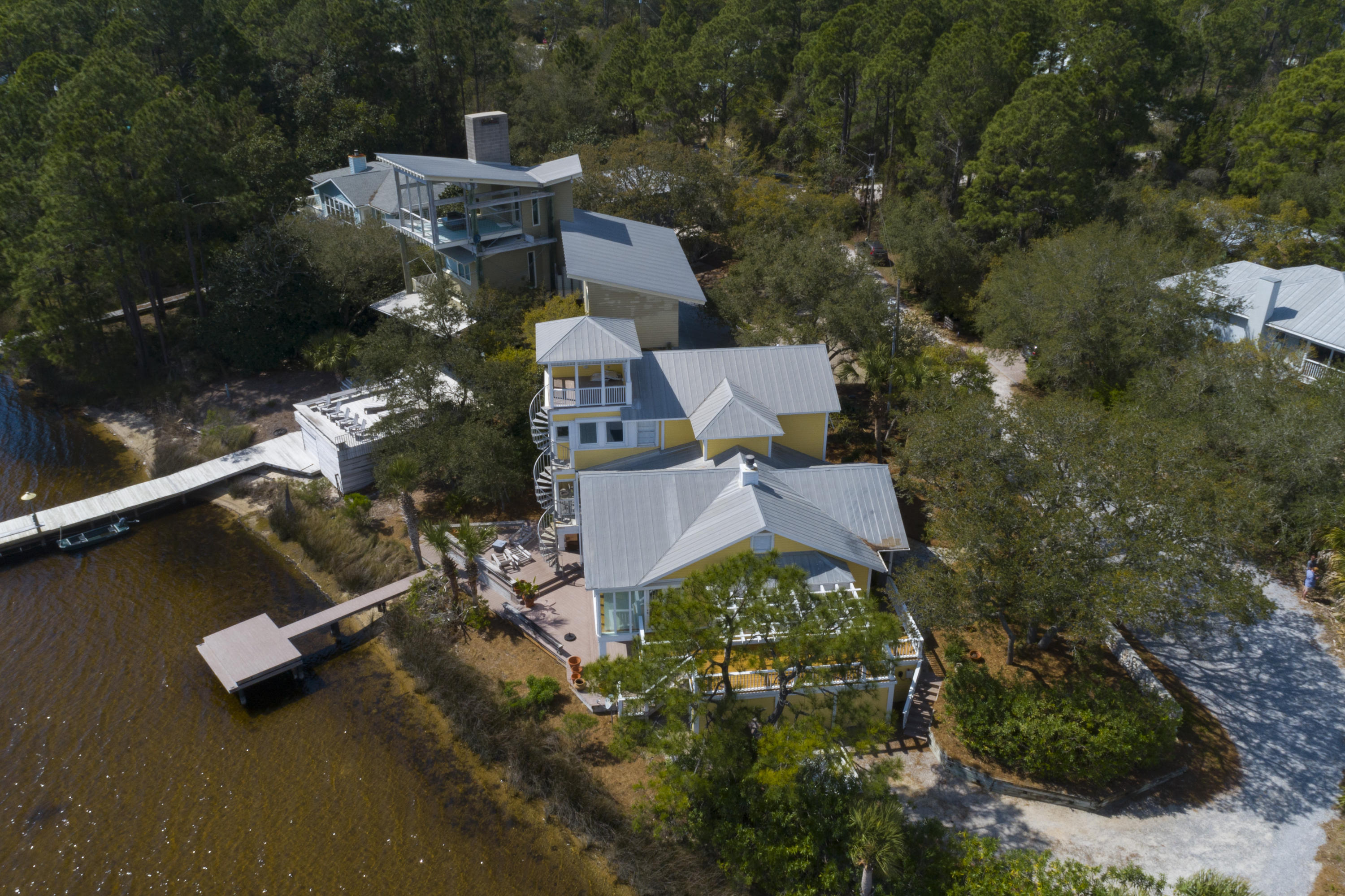 EASTERN LAKE S/D - Residential