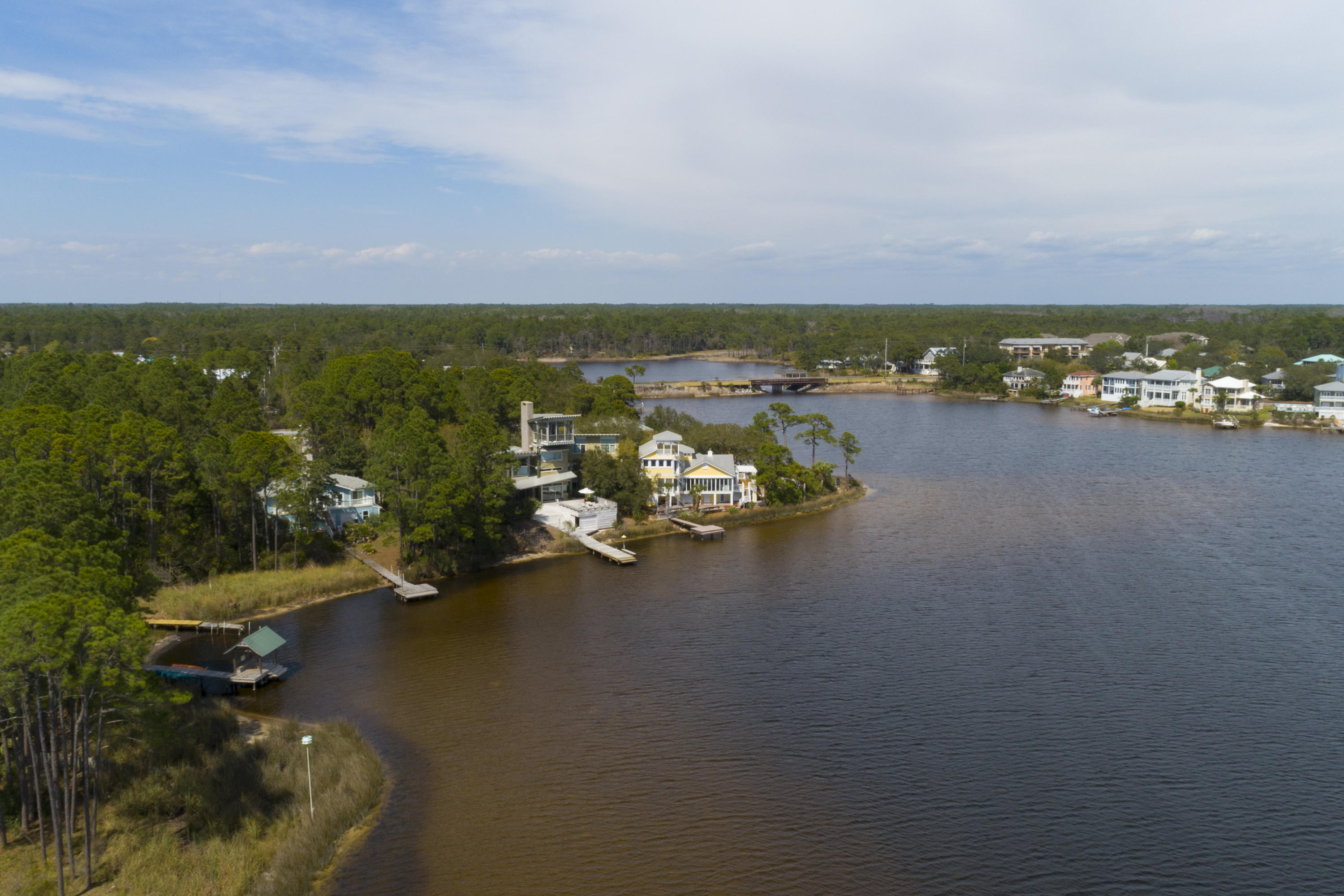 EASTERN LAKE S/D - Residential