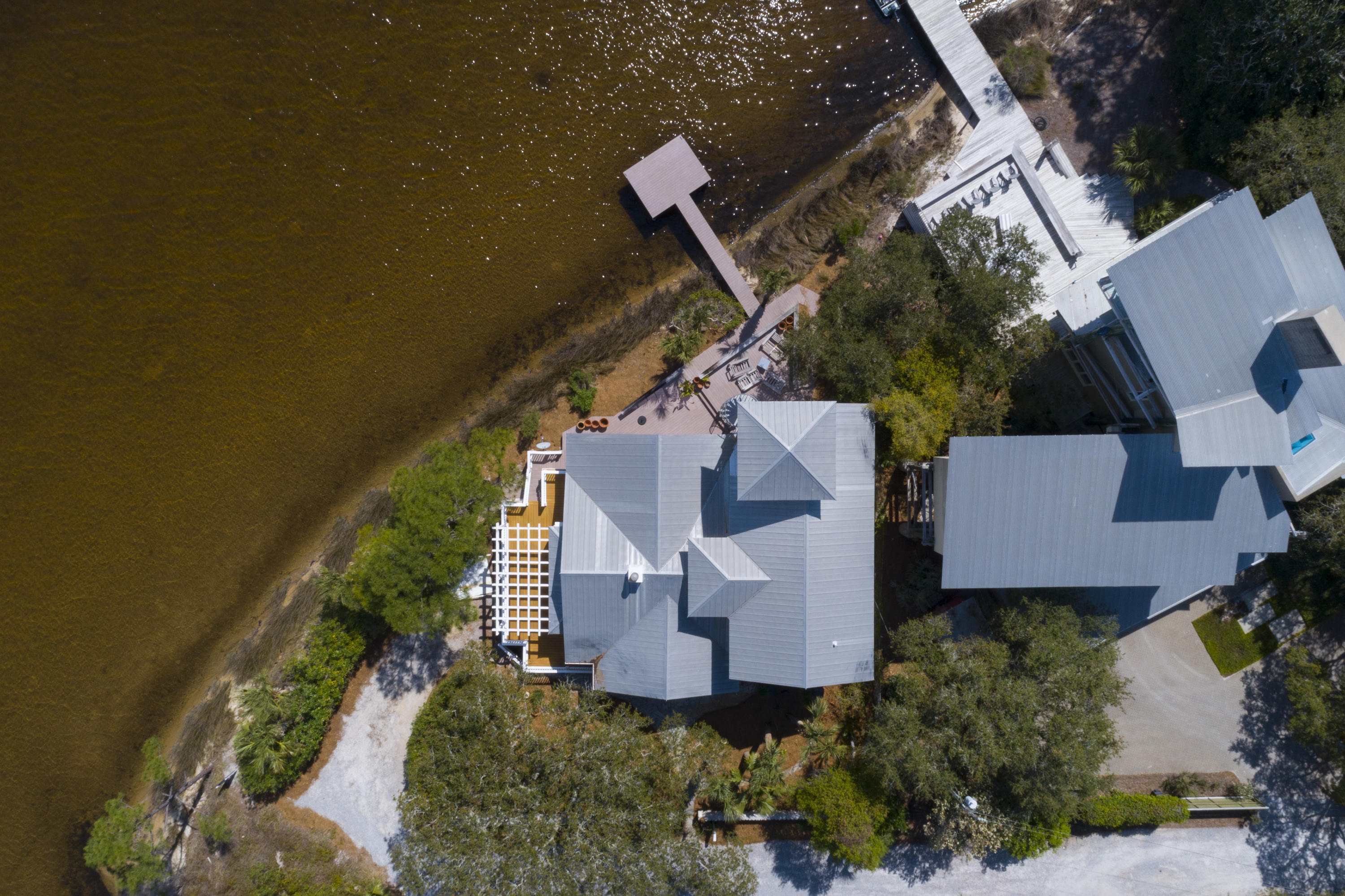 EASTERN LAKE S/D - Residential
