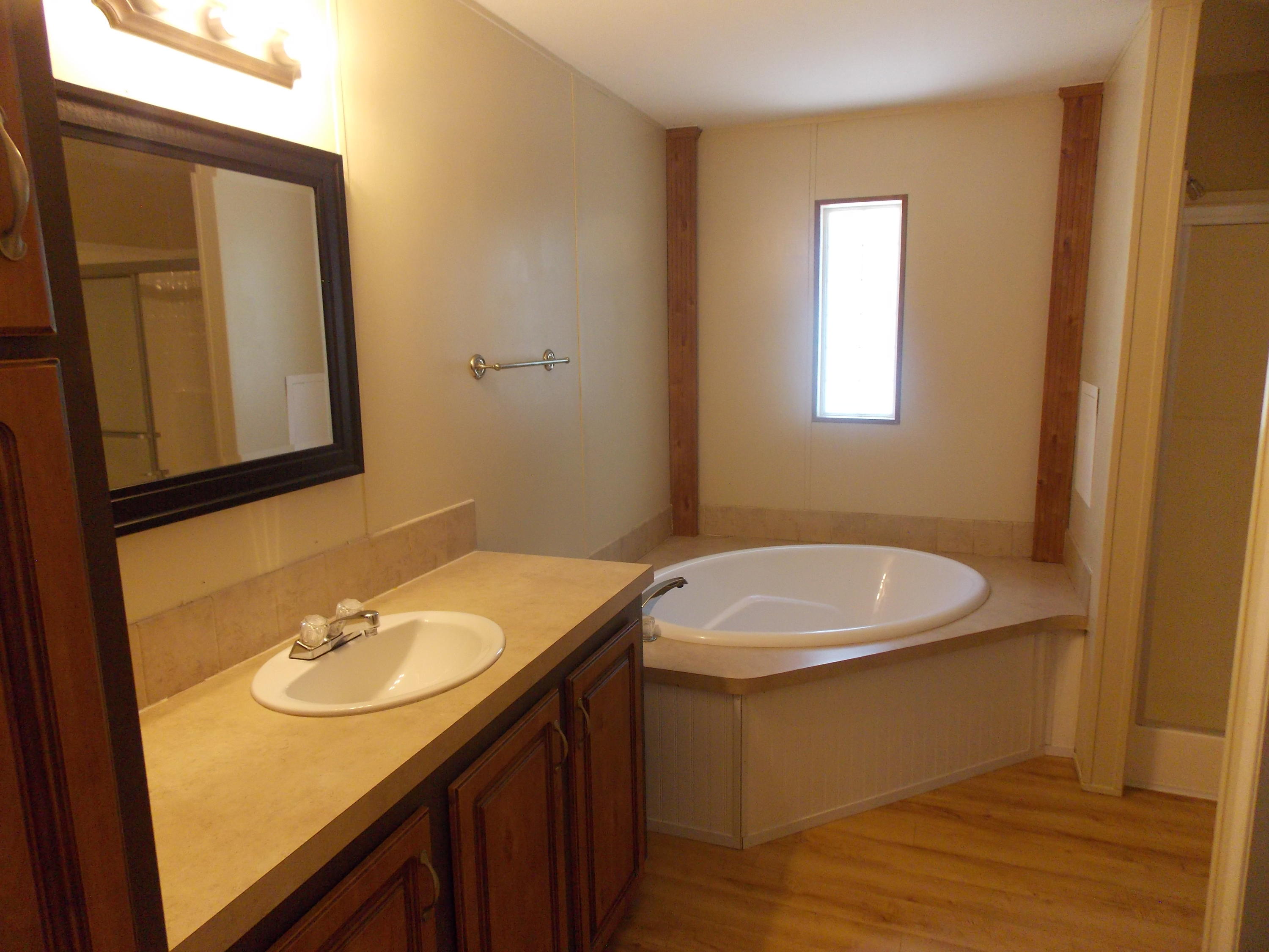 BAYSHORE S/D - Residential Lease