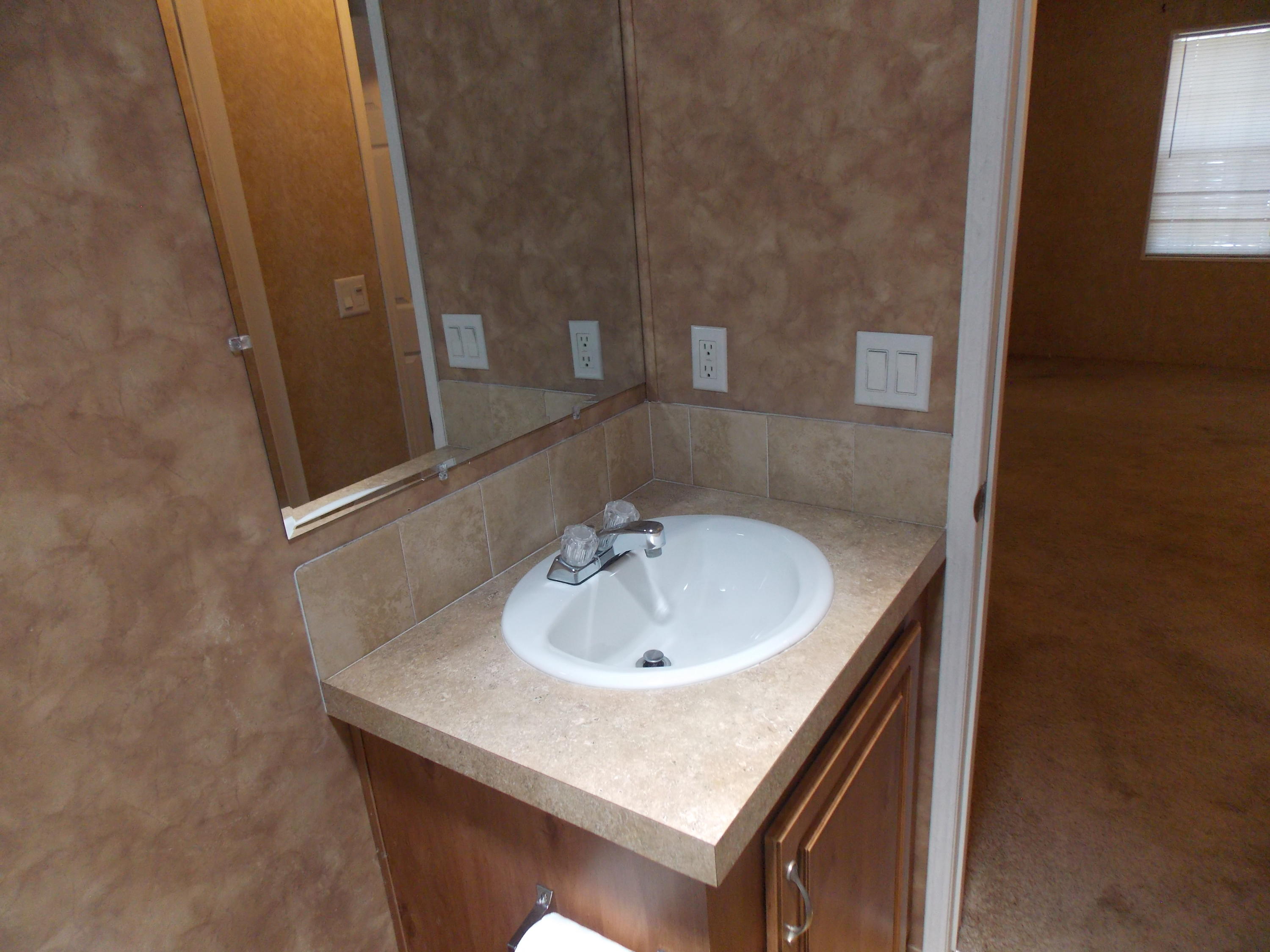 BAYSHORE S/D - Residential Lease