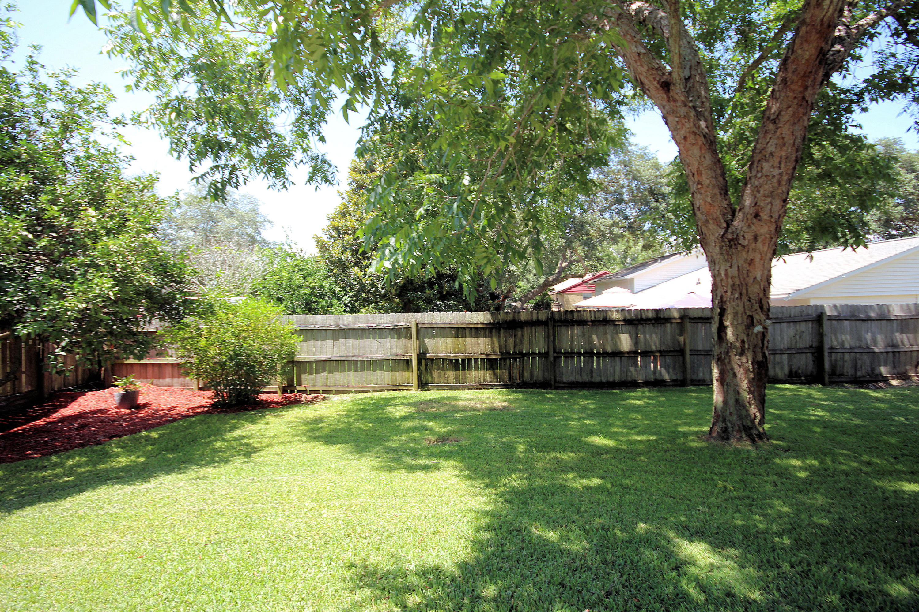 BAYOU WOODS - Residential