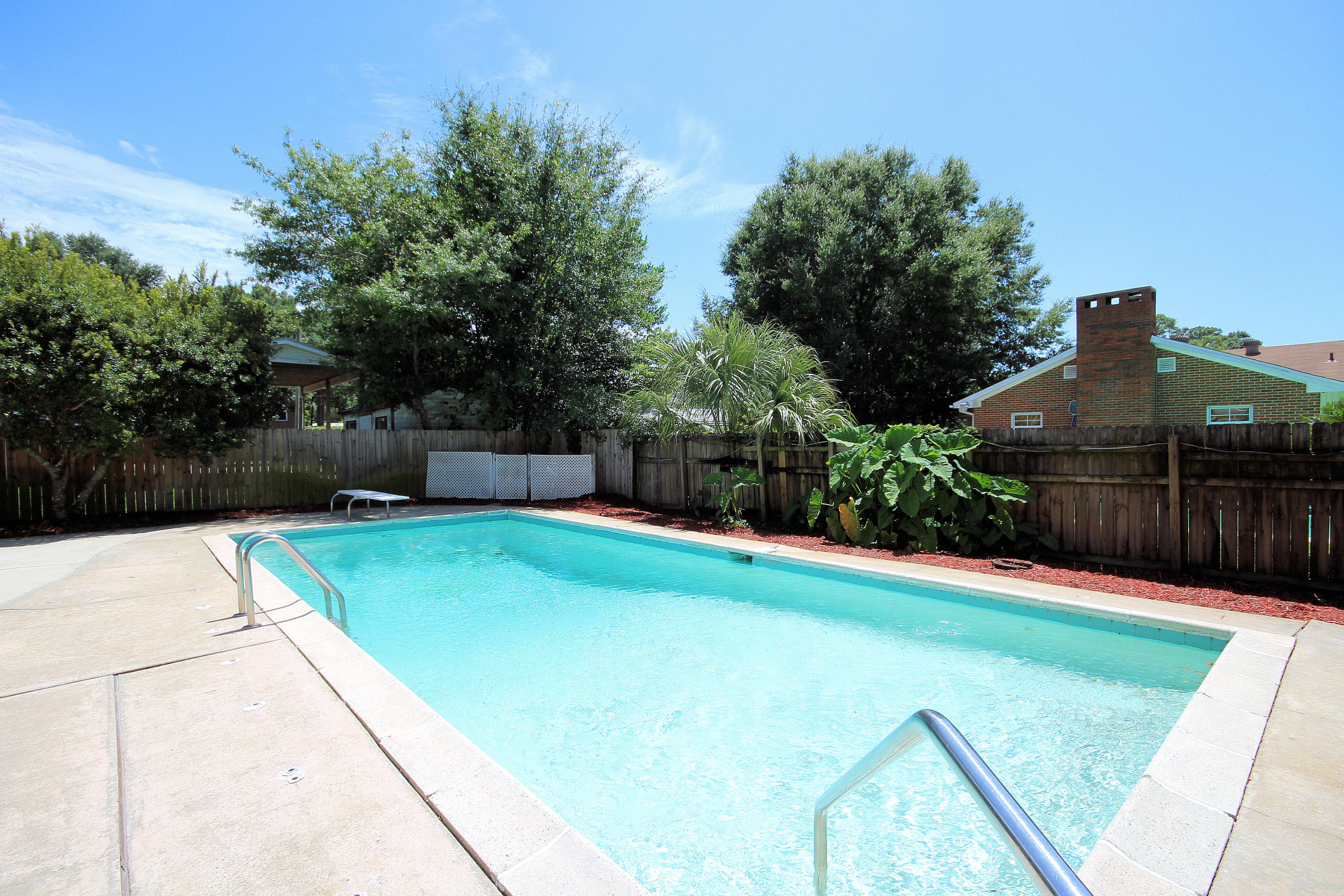 BAYOU WOODS - Residential