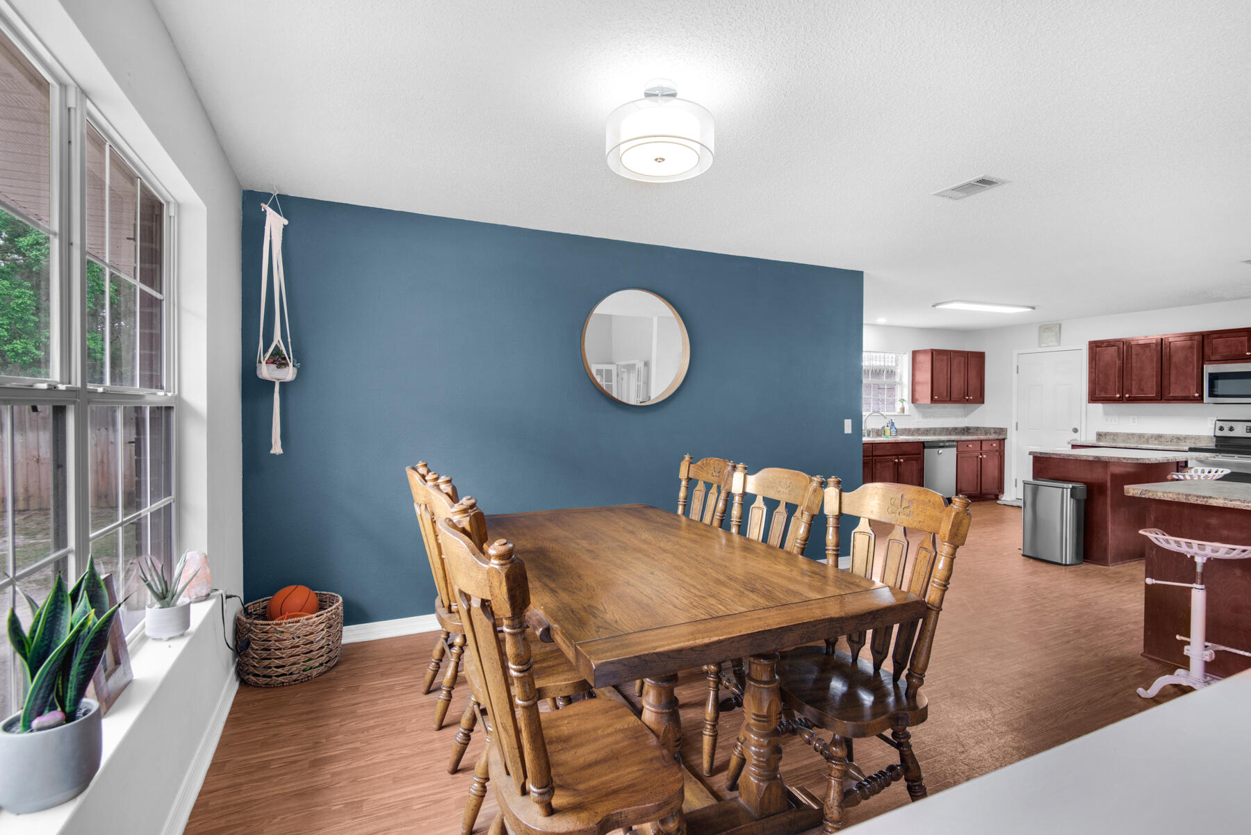CREETWOOD VILLAGE - Residential