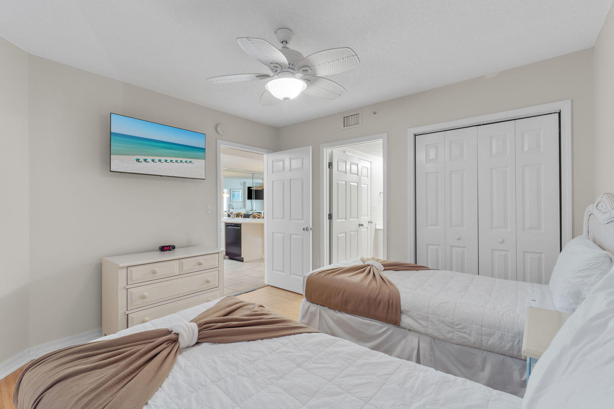 ISLAND PRINCESS - Residential