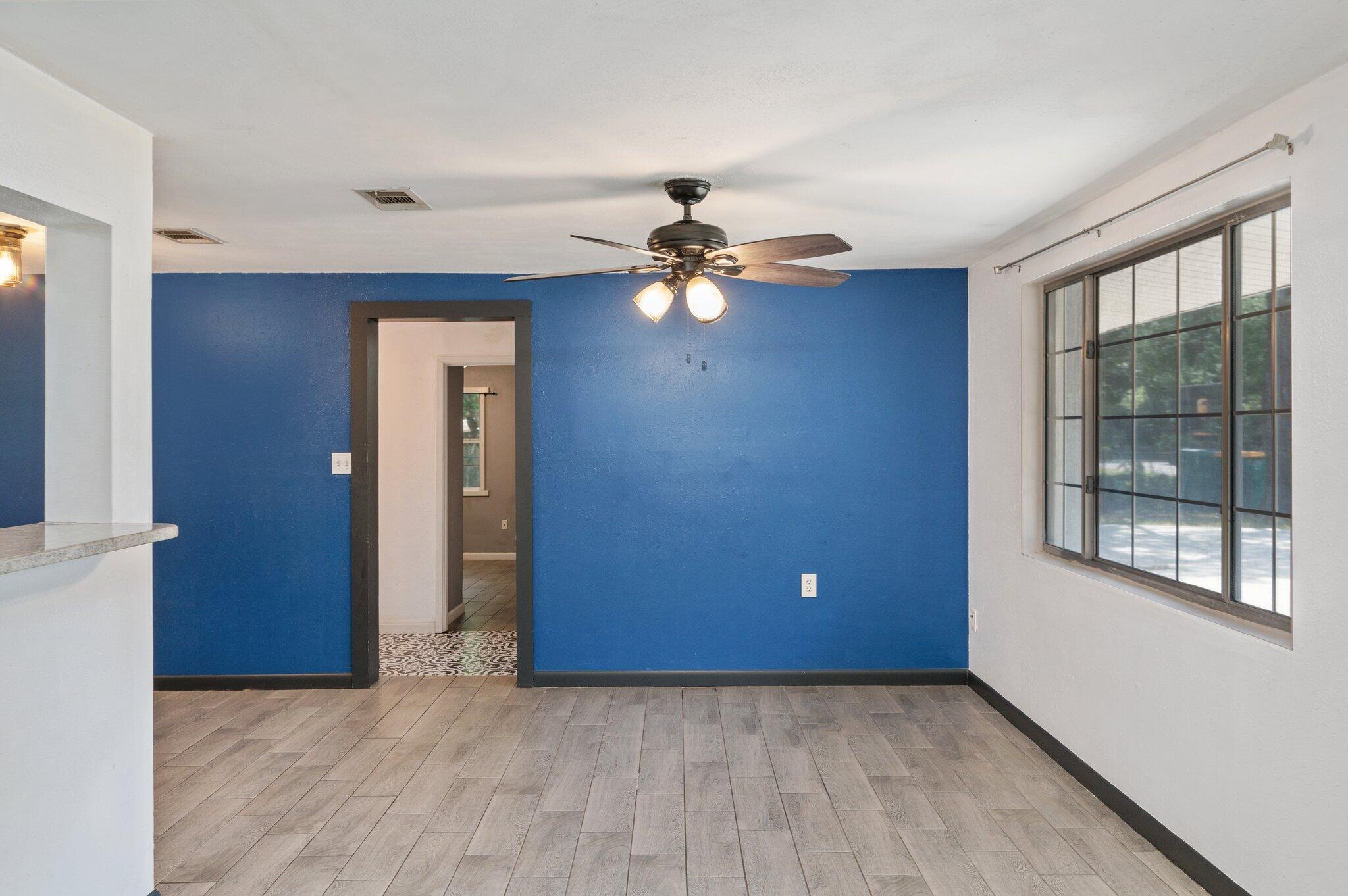 BRADYS S/D - Residential Lease