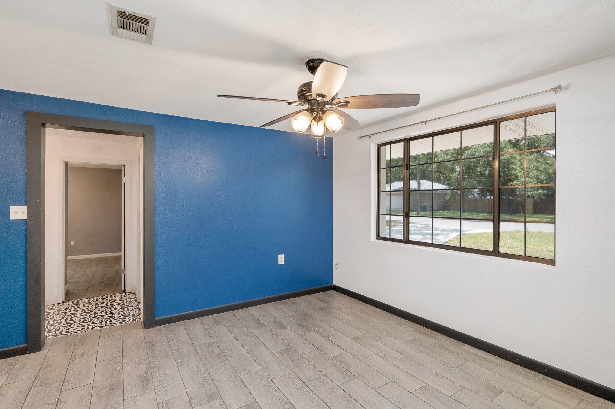 BRADYS S/D - Residential Lease