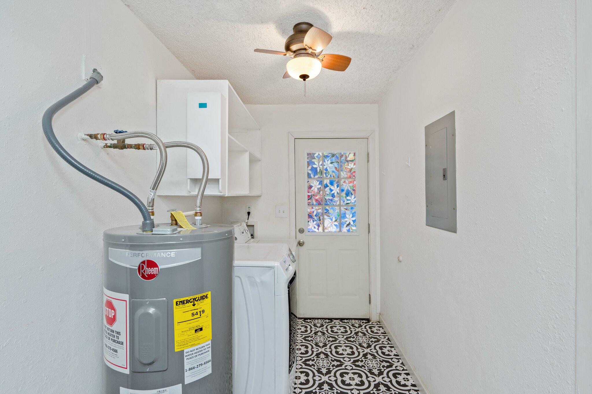 BRADYS S/D - Residential Lease