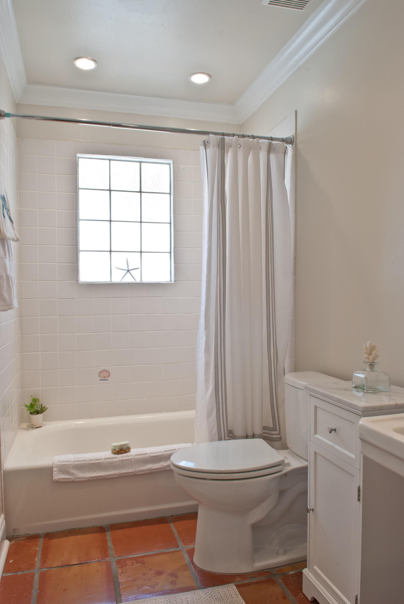 PINES OF BLUE MOUNTAIN - Residential