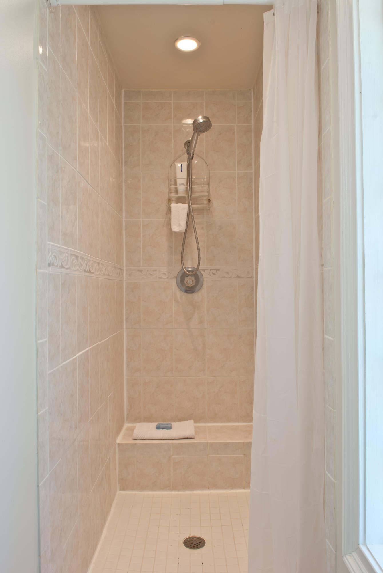 PINES OF BLUE MOUNTAIN - Residential