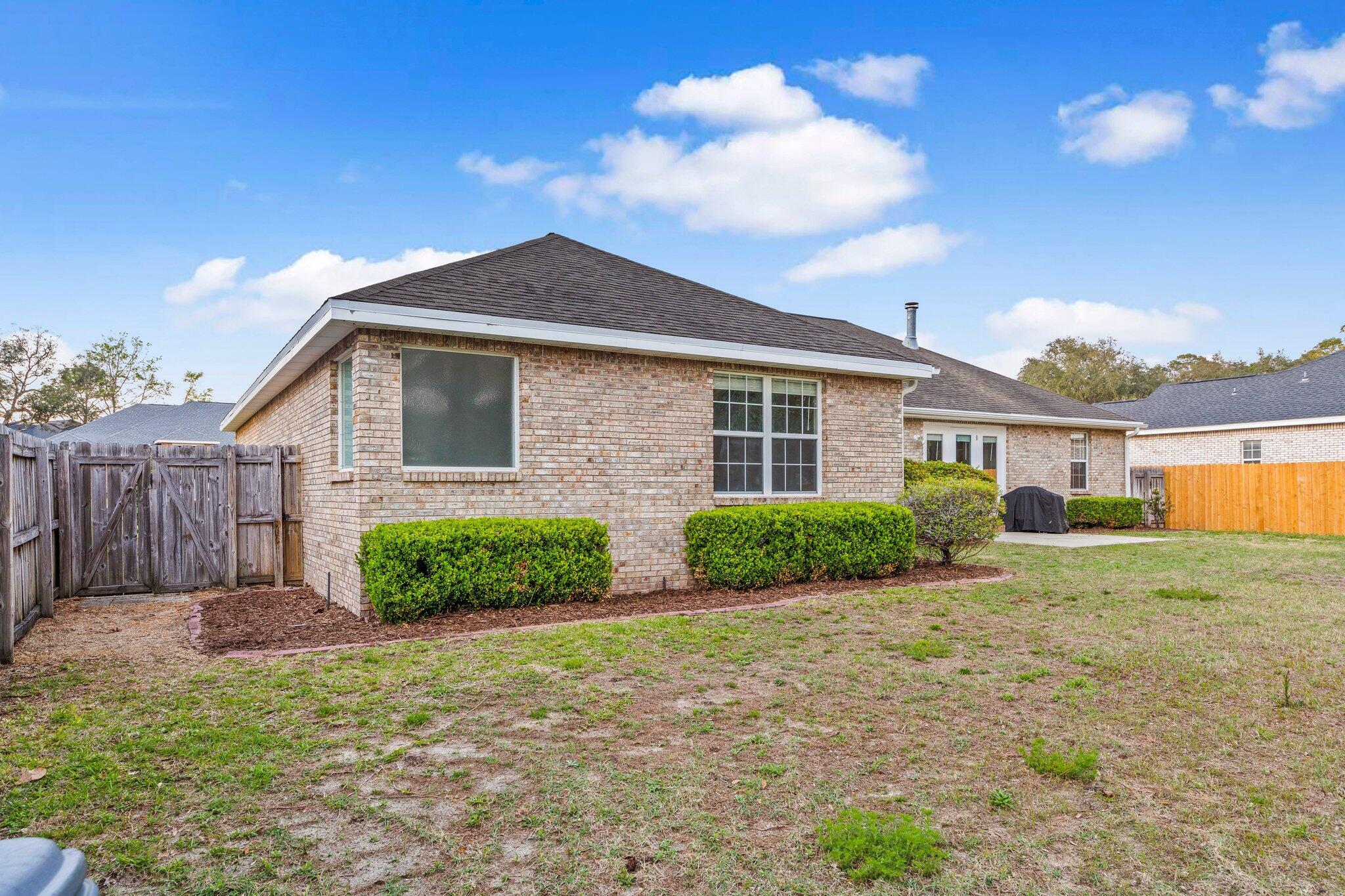 HUNTINGTON S/D PH 3 - Residential Lease