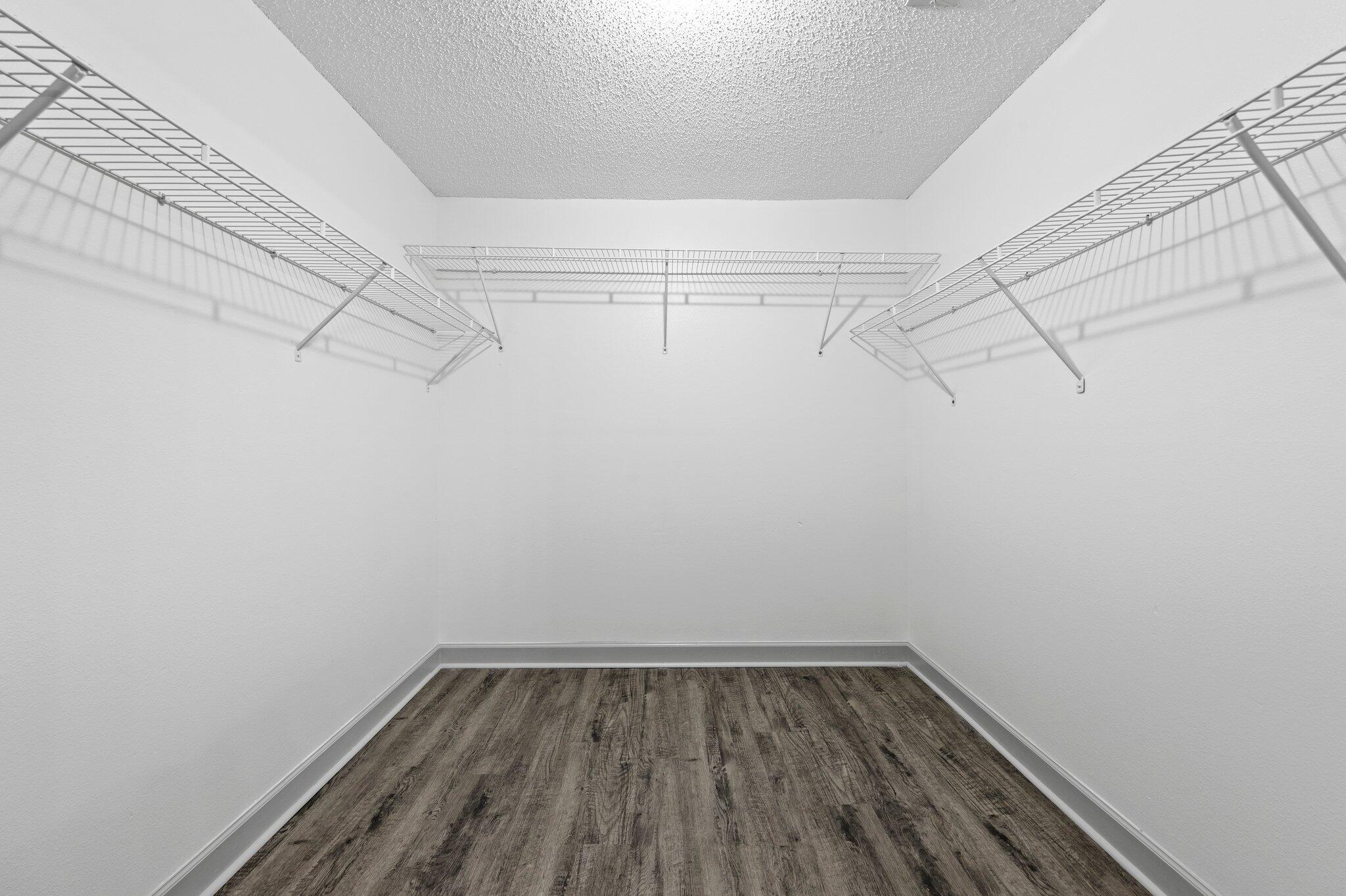 HUNTINGTON S/D PH 3 - Residential Lease