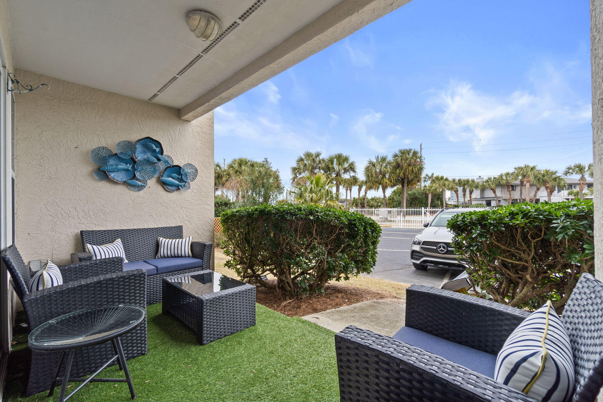 POOLSIDE VILLAS CONDO - Residential