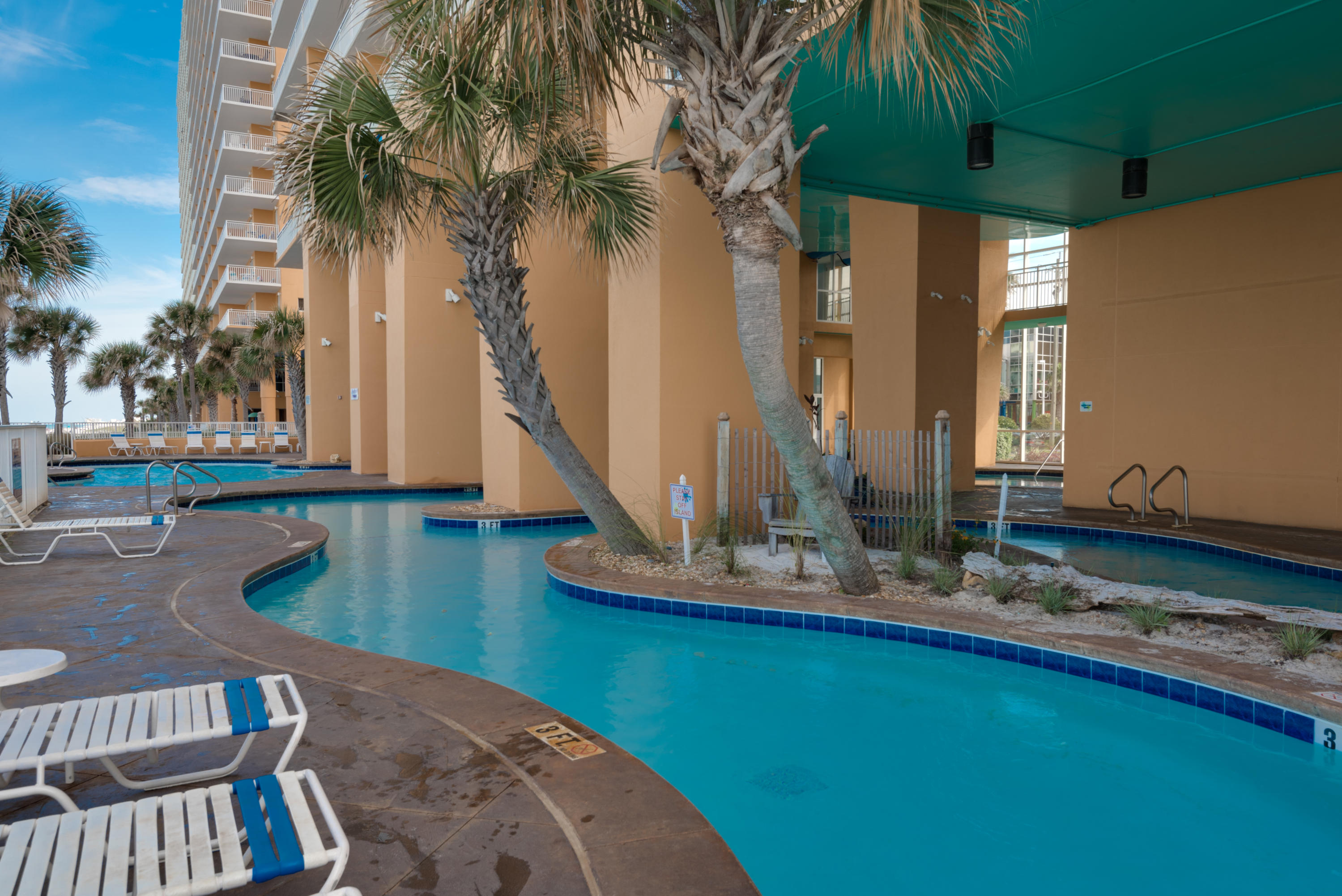 SPLASH CONDO - Residential