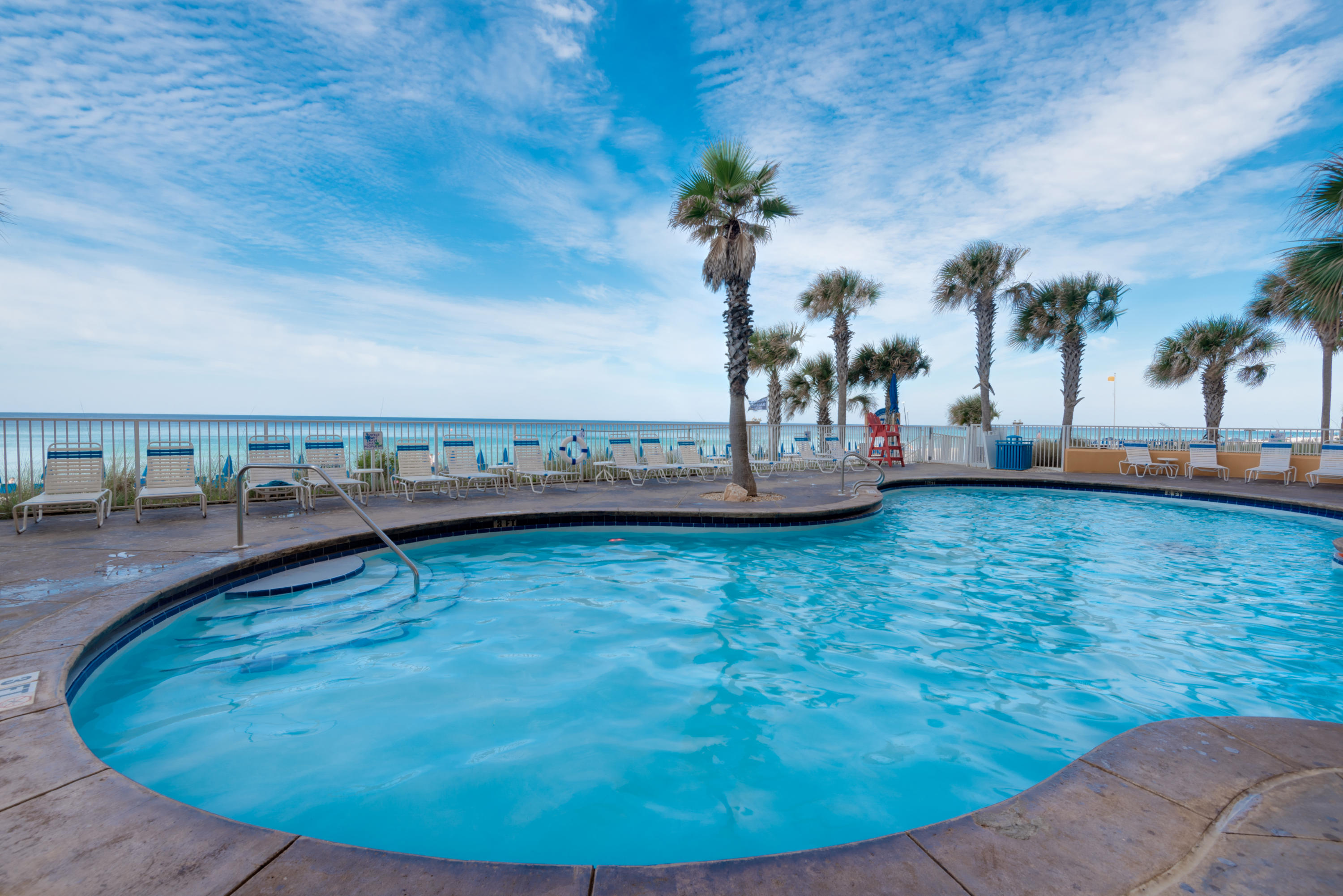 SPLASH CONDO - Residential