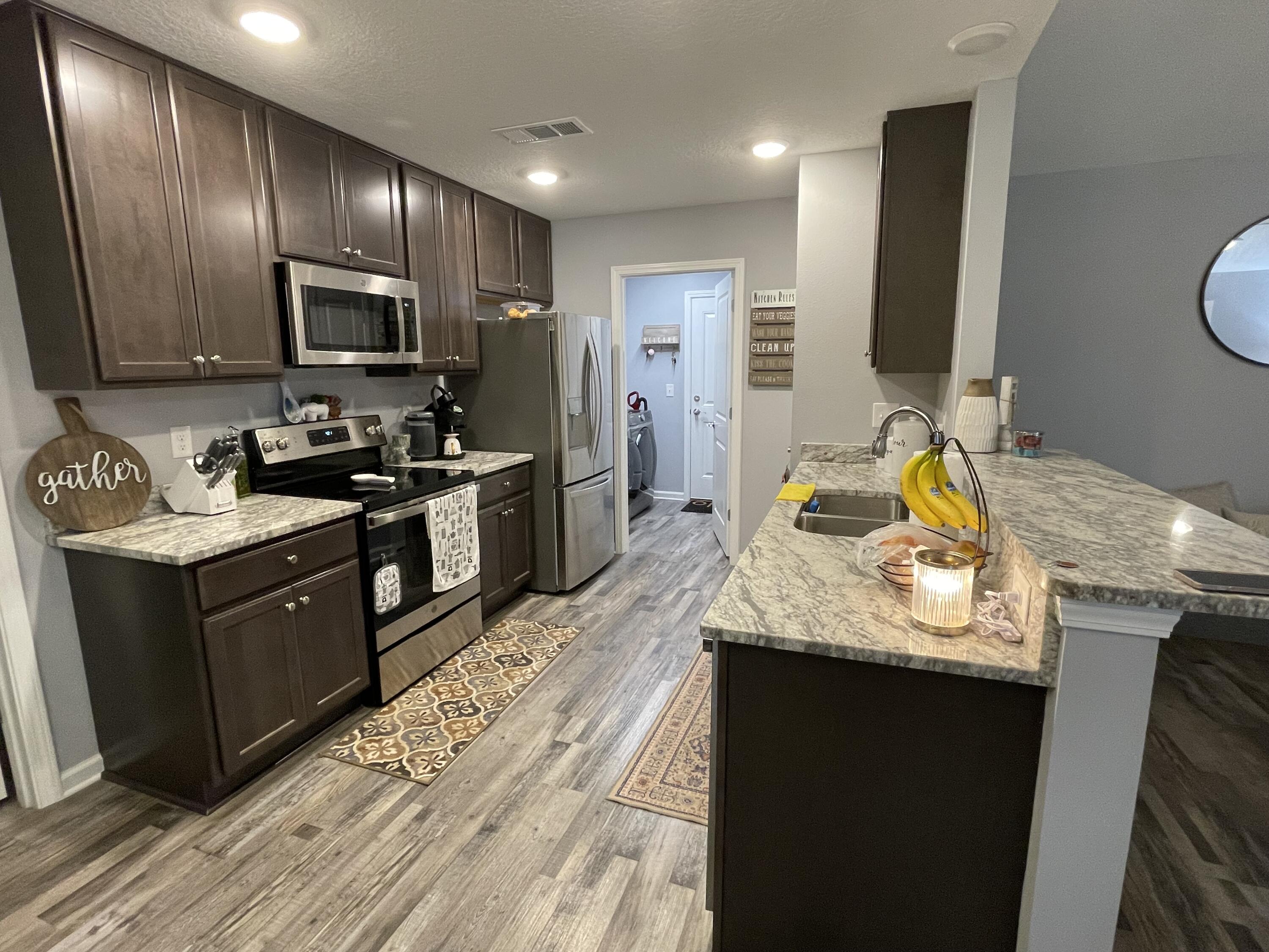 METES & BOUNDS - Residential Lease