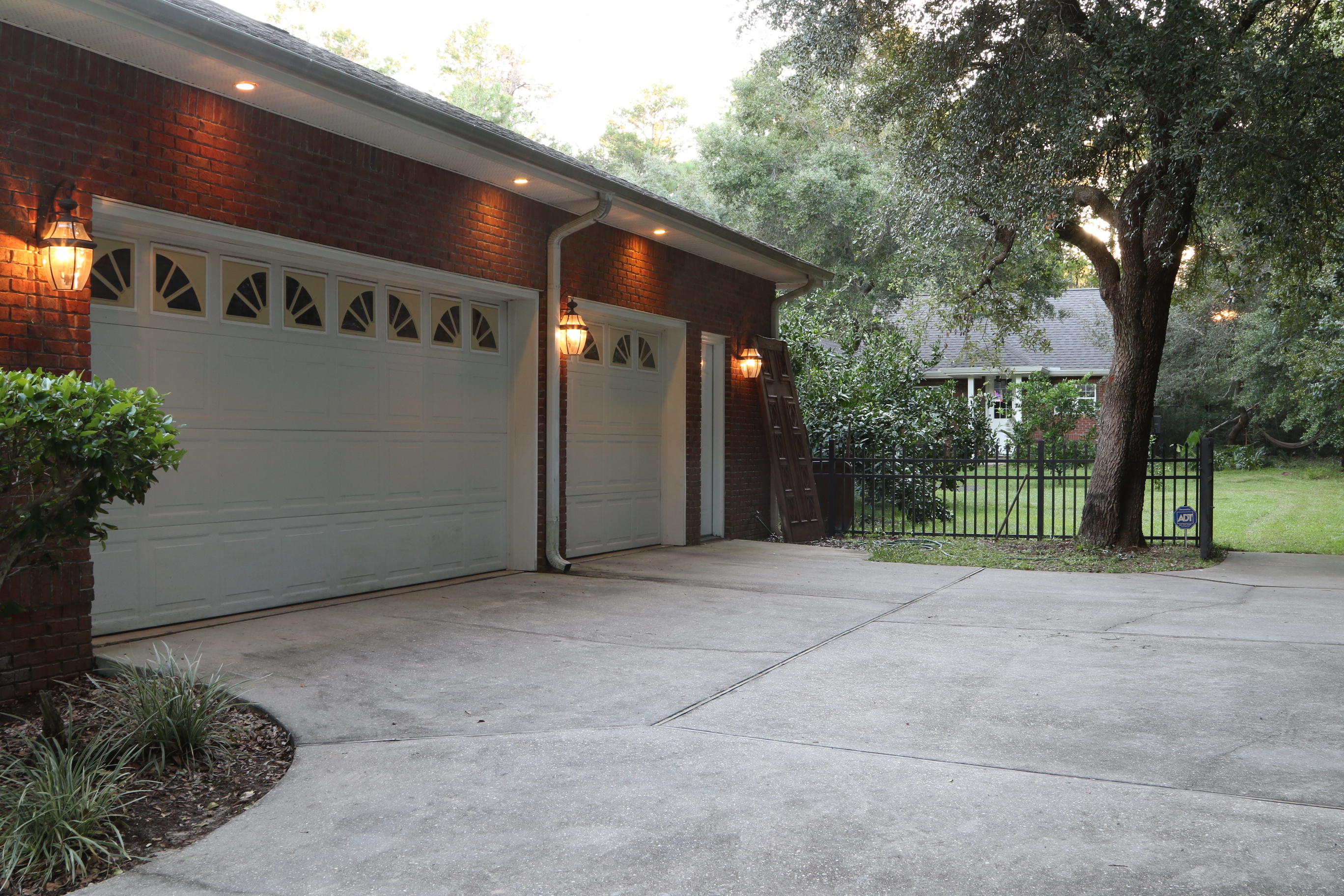 ROCKY BAYOU ESTATES 02 - Residential